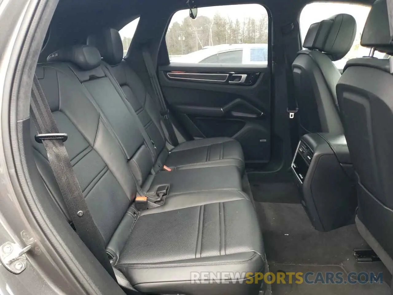 11 Photograph of a damaged car WP1AG2AY4MDA33970 PORSCHE CAYENNE 2021
