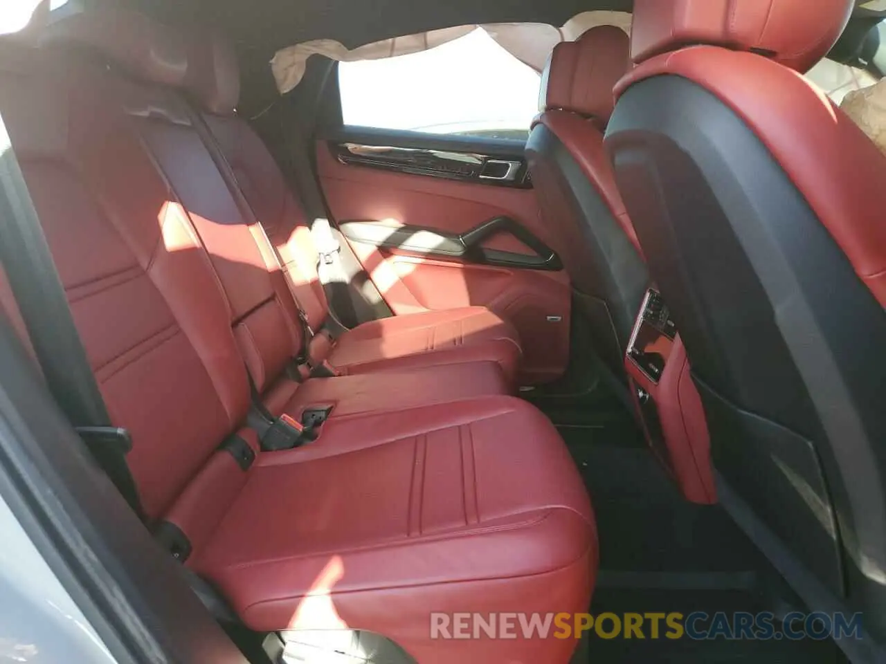 11 Фотография поврежденного автомобиля WP1BA2AY4MDA40505 PORSCHE CAYENNE 2021