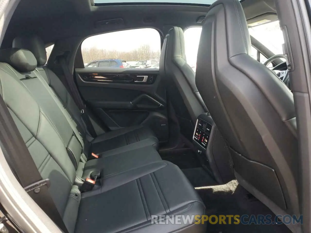 11 Photograph of a damaged car WP1BA2AY5MDA42828 PORSCHE CAYENNE 2021