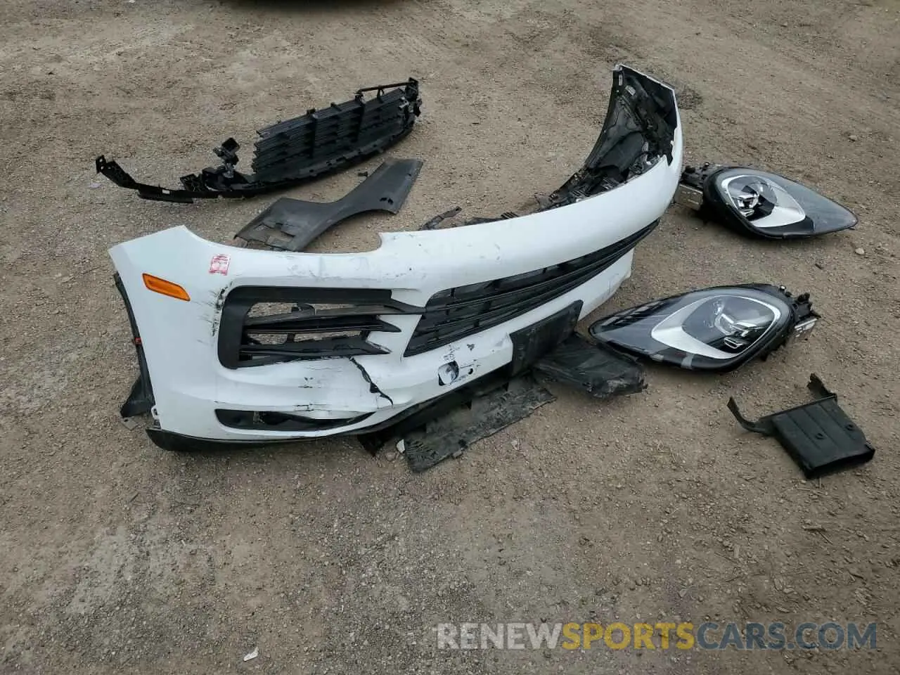 13 Фотография поврежденного автомобиля WP1BA2AY7MDA41566 PORSCHE CAYENNE 2021