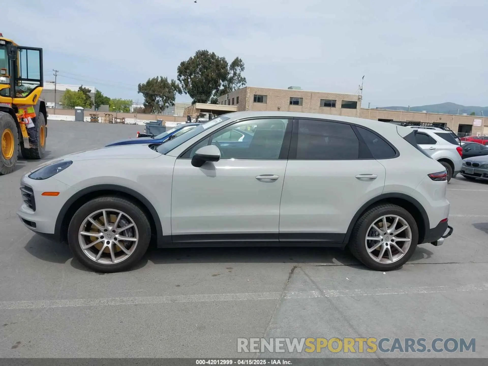 14 Photograph of a damaged car WP1AA2AY0NDA03531 PORSCHE CAYENNE 2022