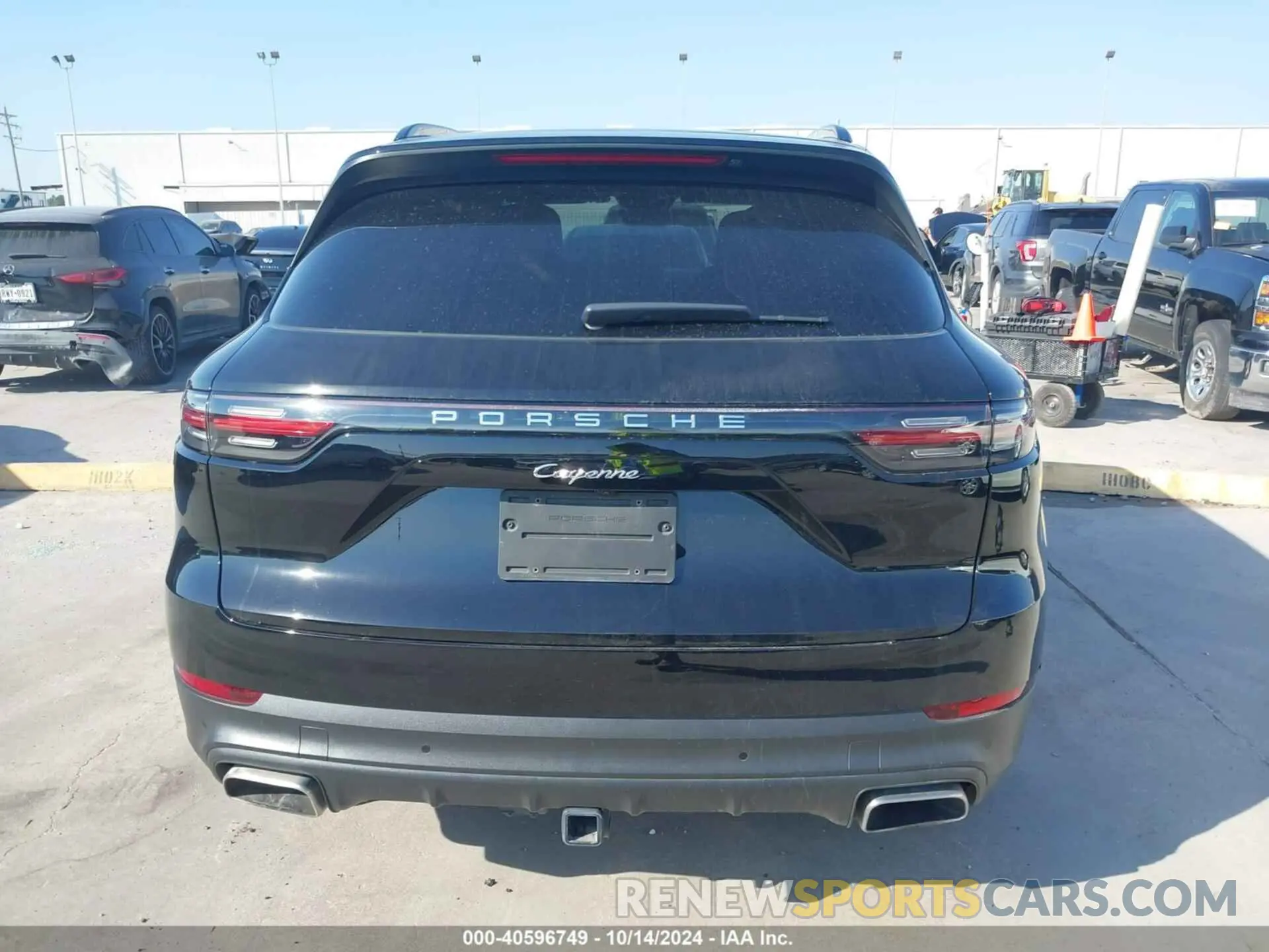 16 Photograph of a damaged car WP1AA2AY4NDA03550 PORSCHE CAYENNE 2022