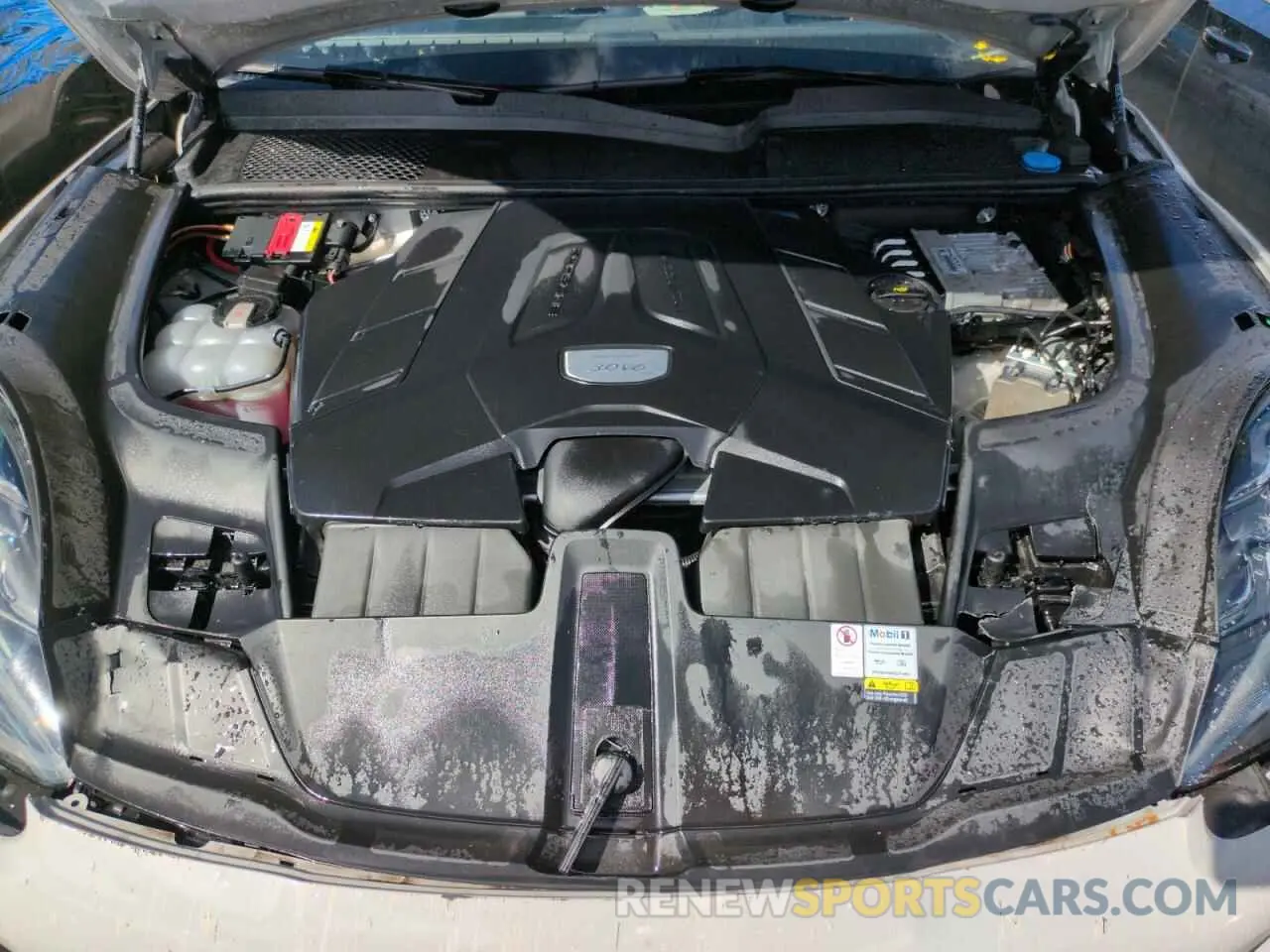 12 Photograph of a damaged car WP1AA2AY4NDA05752 PORSCHE CAYENNE 2022