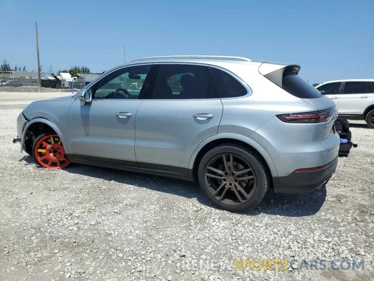 2 Фотография поврежденного автомобиля WP1AA2AY8NDA01171 PORSCHE CAYENNE 2022