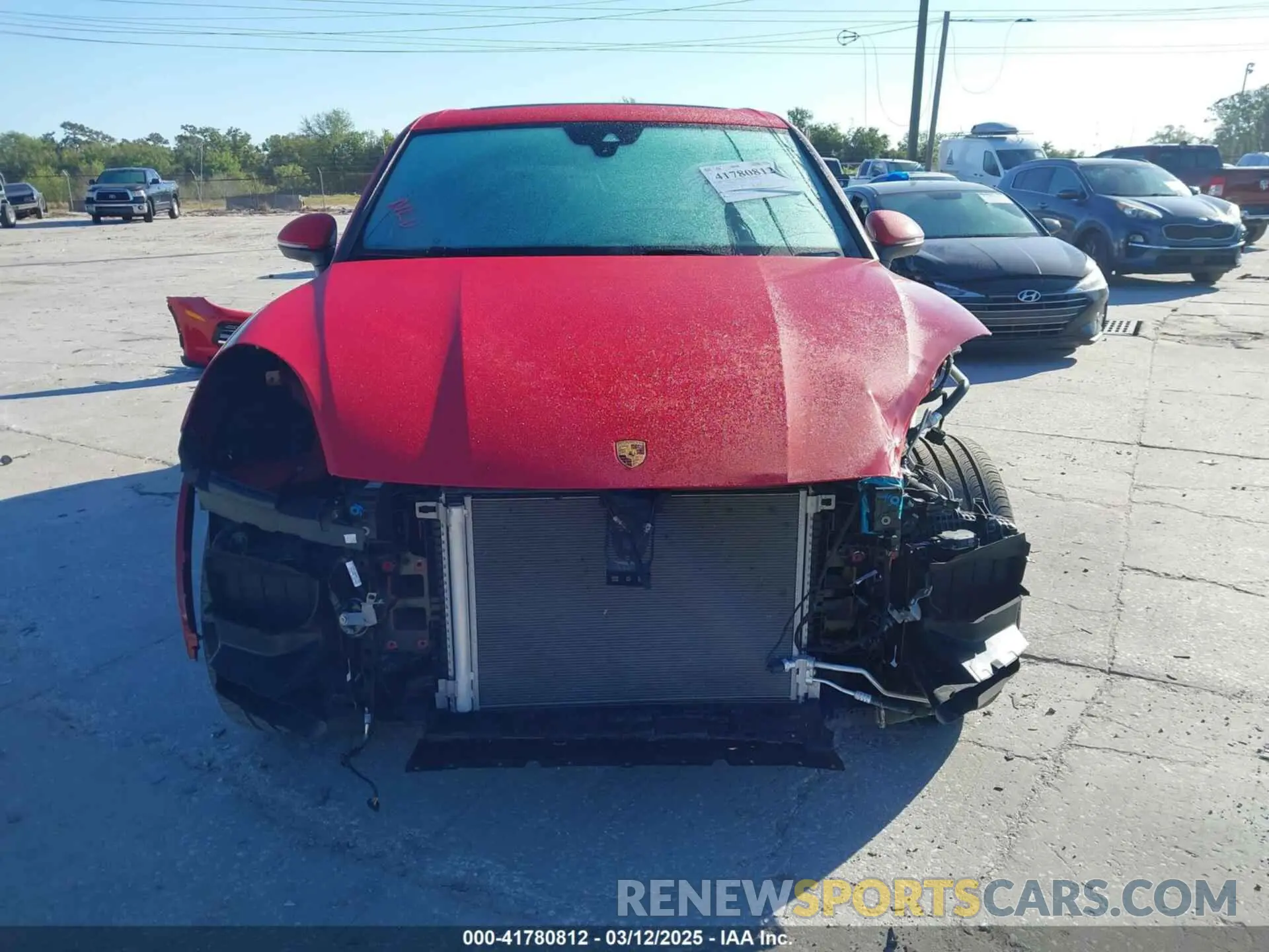 13 Photograph of a damaged car WP1AA2AY9NDA07285 PORSCHE CAYENNE 2022