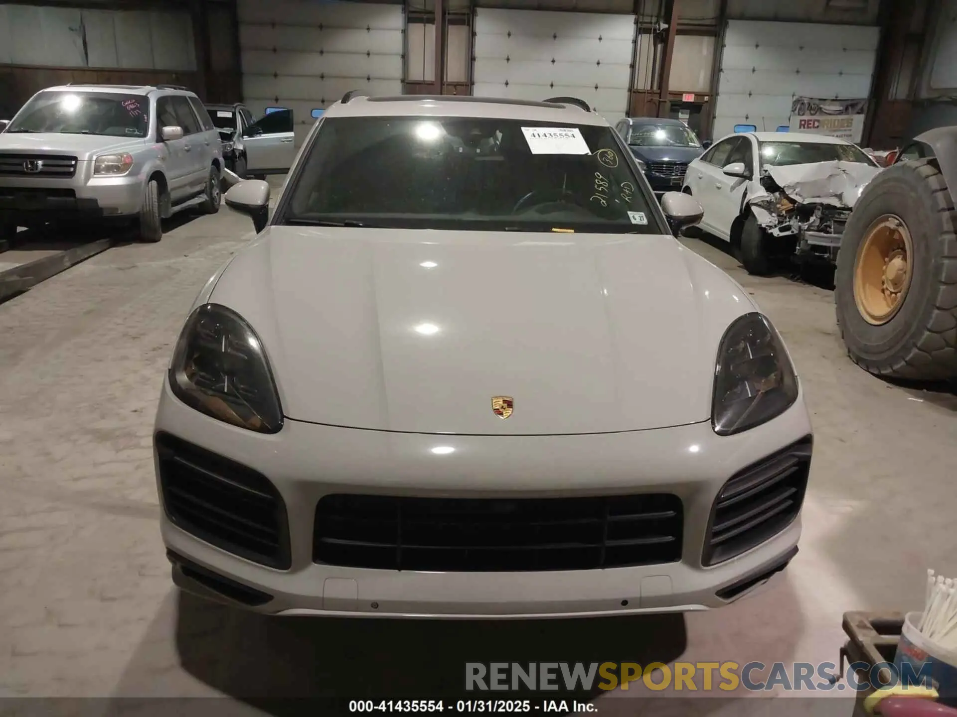 12 Photograph of a damaged car WP1AG2AY8NDA39000 PORSCHE CAYENNE 2022