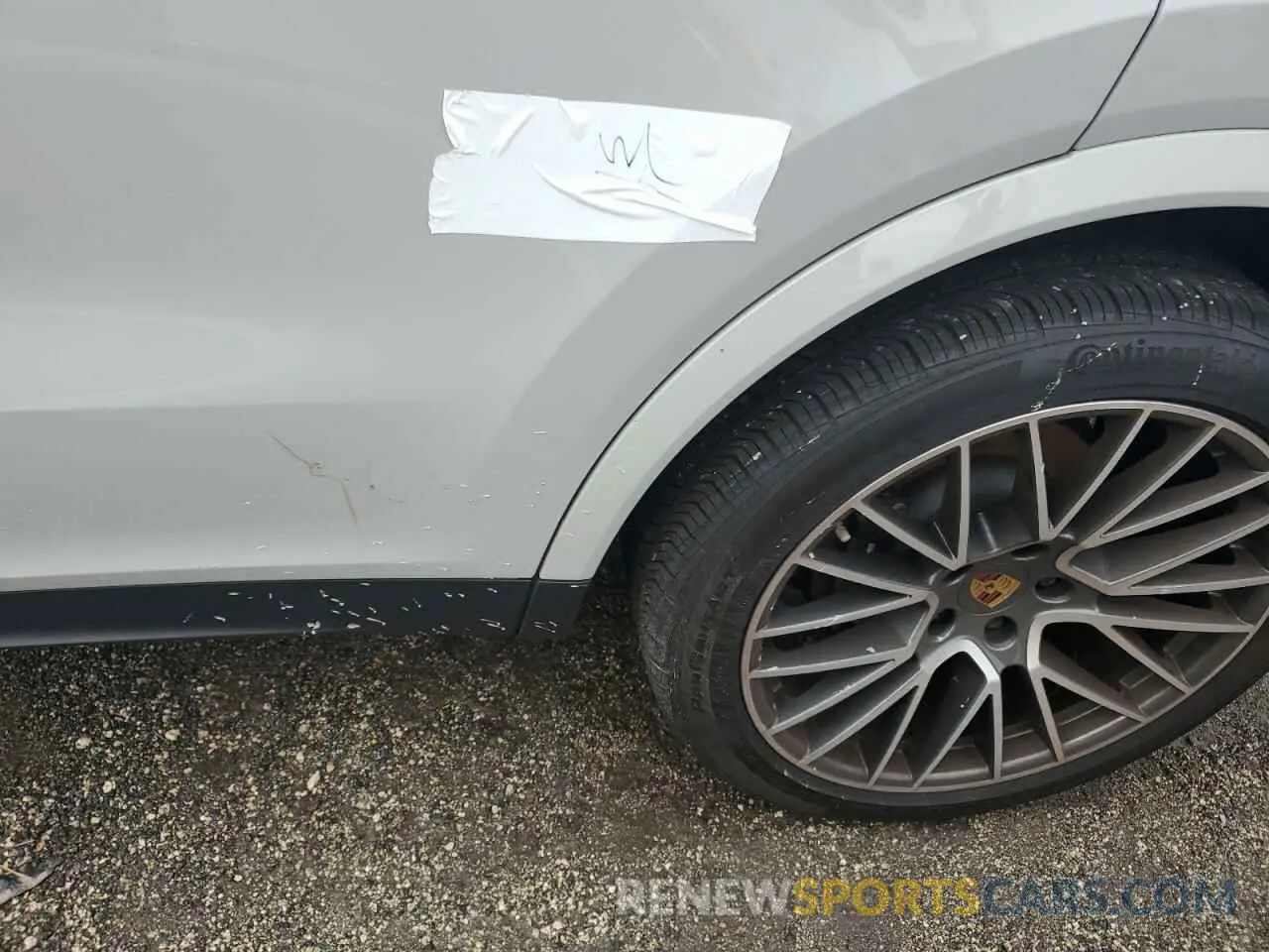 12 Photograph of a damaged car WP1BA2AYXNDA49033 PORSCHE CAYENNE 2022