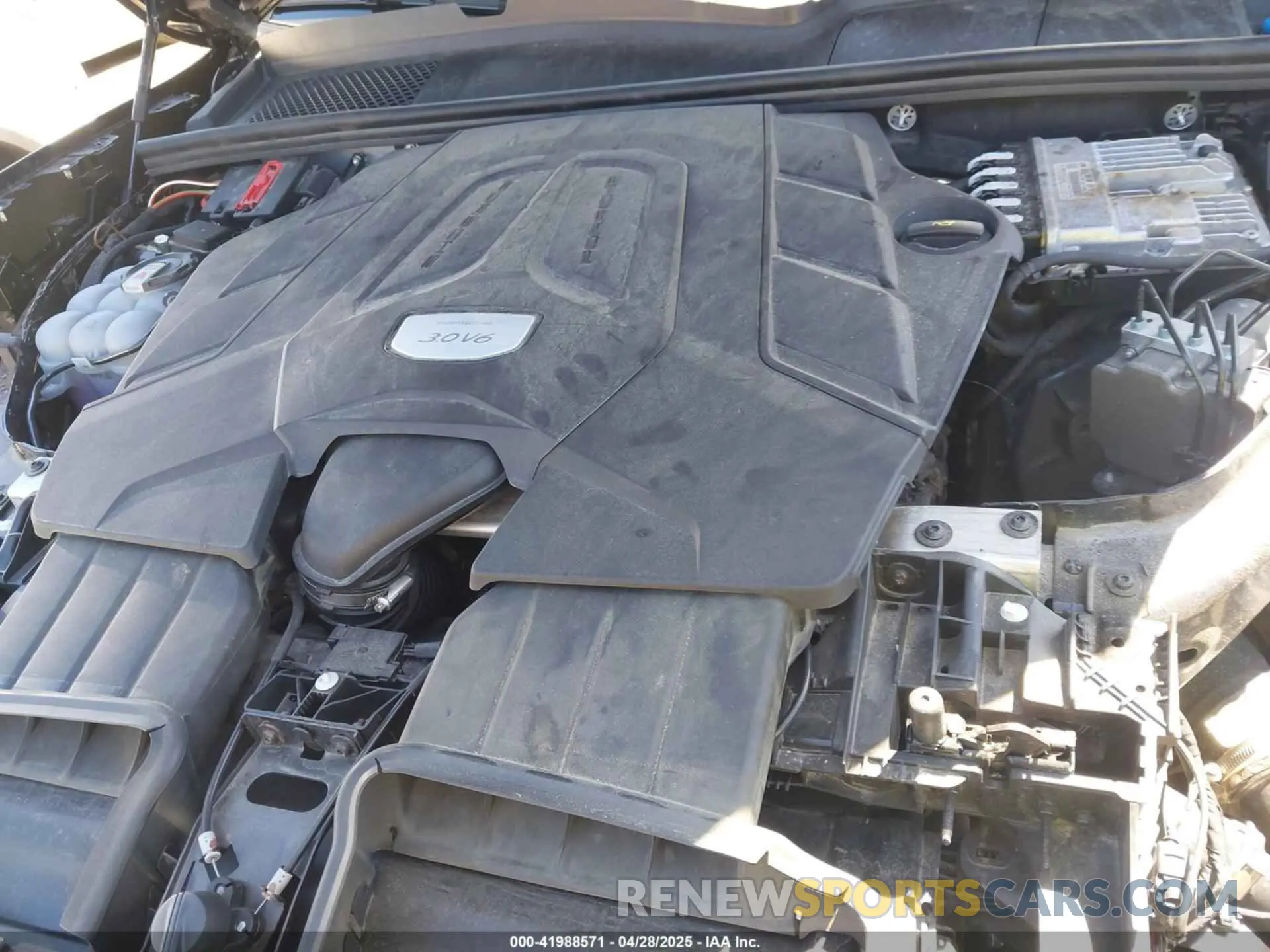 10 Photograph of a damaged car WP1AA2AY1PDA09888 PORSCHE CAYENNE 2023