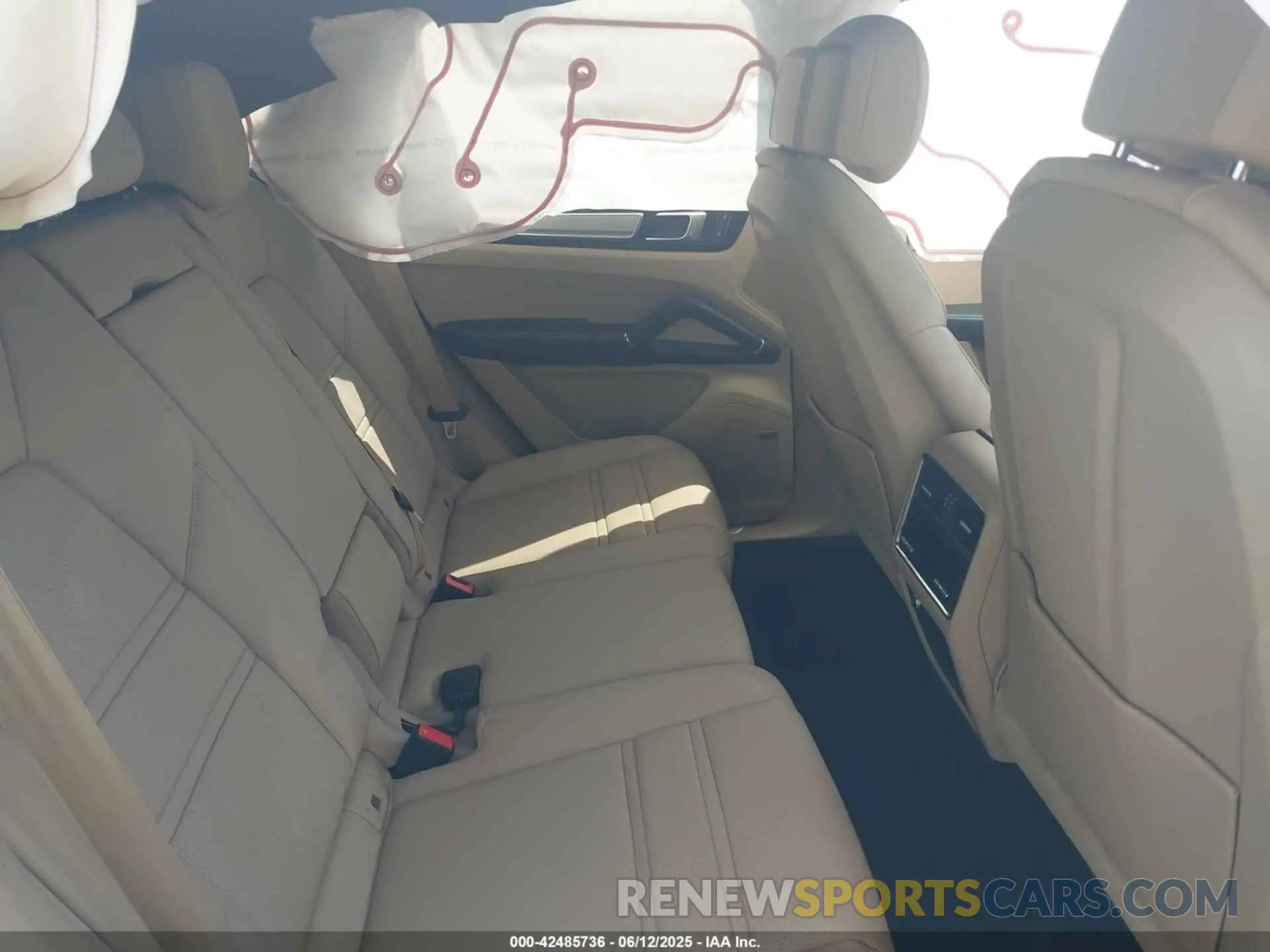 8 Фотография поврежденного автомобиля WP1AA2AY8PDA01206 PORSCHE CAYENNE 2023