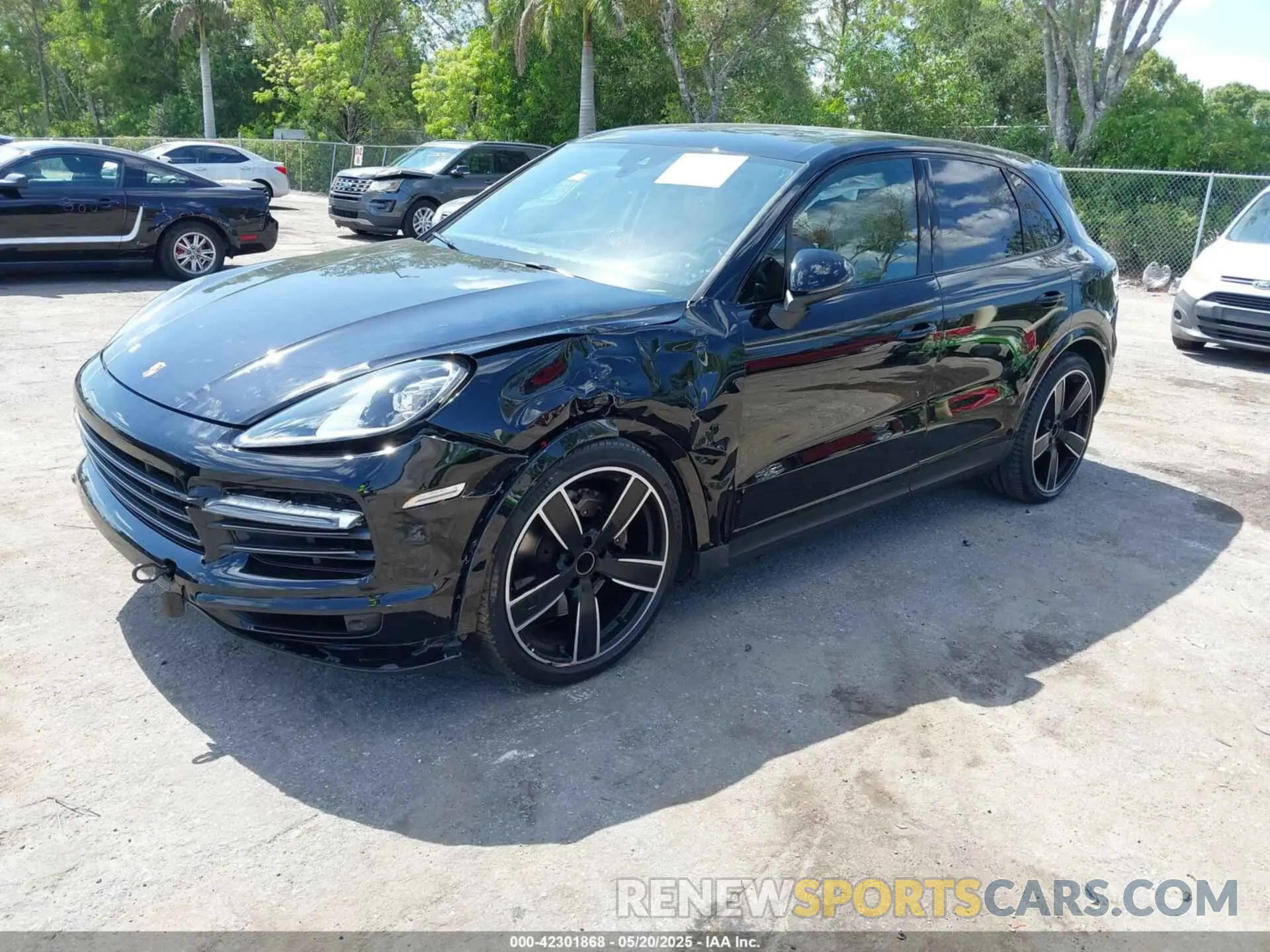 2 Photograph of a damaged car WP1AA2AYXPDA01076 PORSCHE CAYENNE 2023