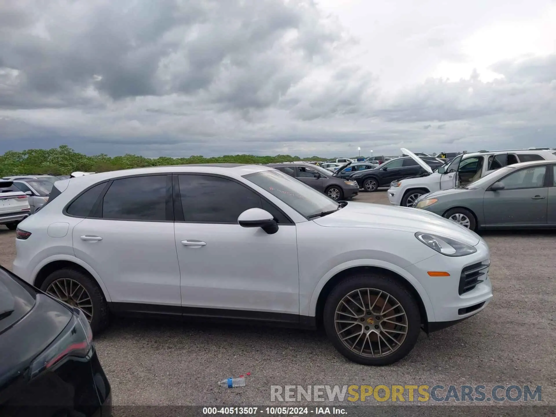 13 Photograph of a damaged car WP1AA2AYXPDA04091 PORSCHE CAYENNE 2023