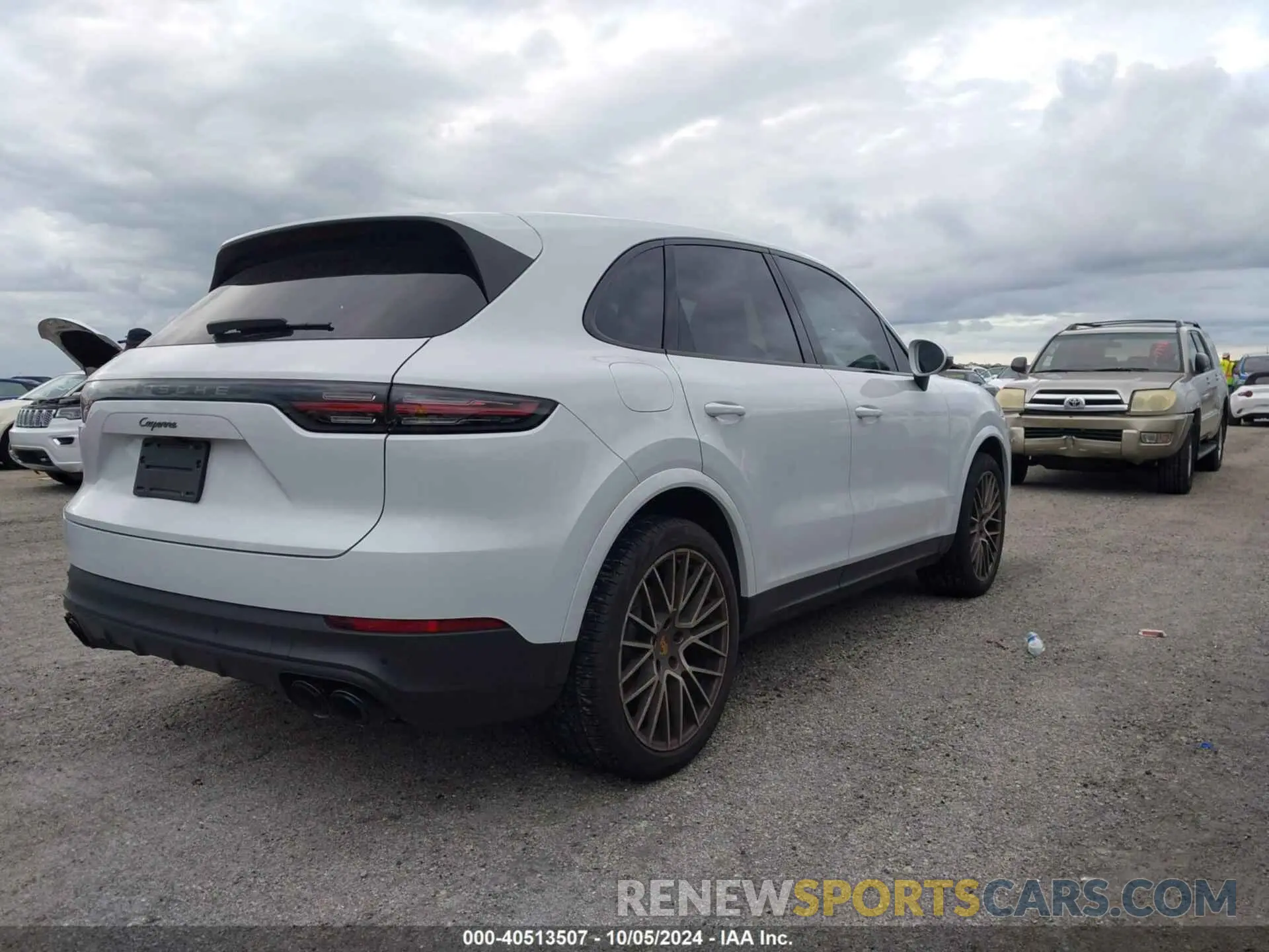 4 Photograph of a damaged car WP1AA2AYXPDA04091 PORSCHE CAYENNE 2023