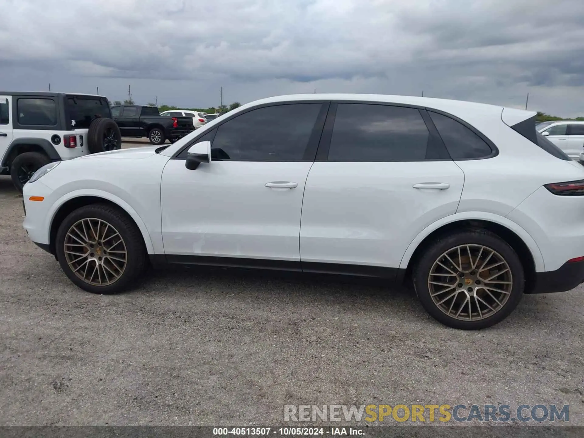6 Photograph of a damaged car WP1AA2AYXPDA04091 PORSCHE CAYENNE 2023