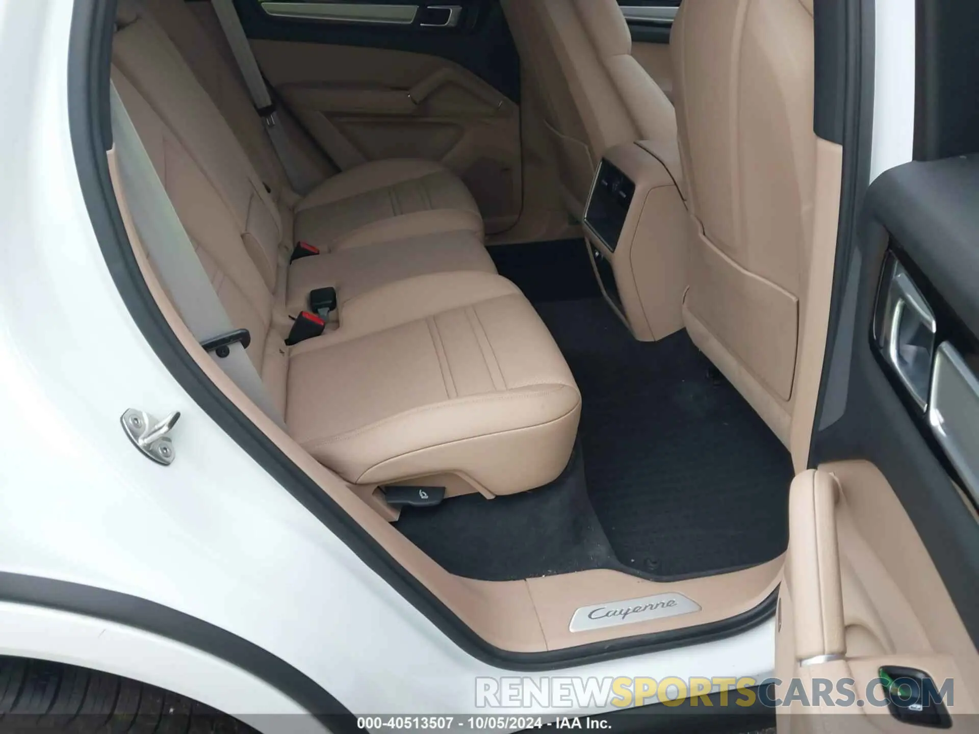 8 Photograph of a damaged car WP1AA2AYXPDA04091 PORSCHE CAYENNE 2023