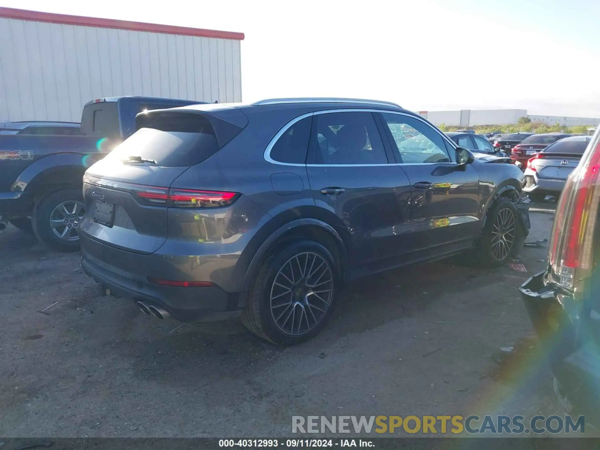 4 Фотография поврежденного автомобиля WP1AB2AY7PDA14428 PORSCHE CAYENNE 2023