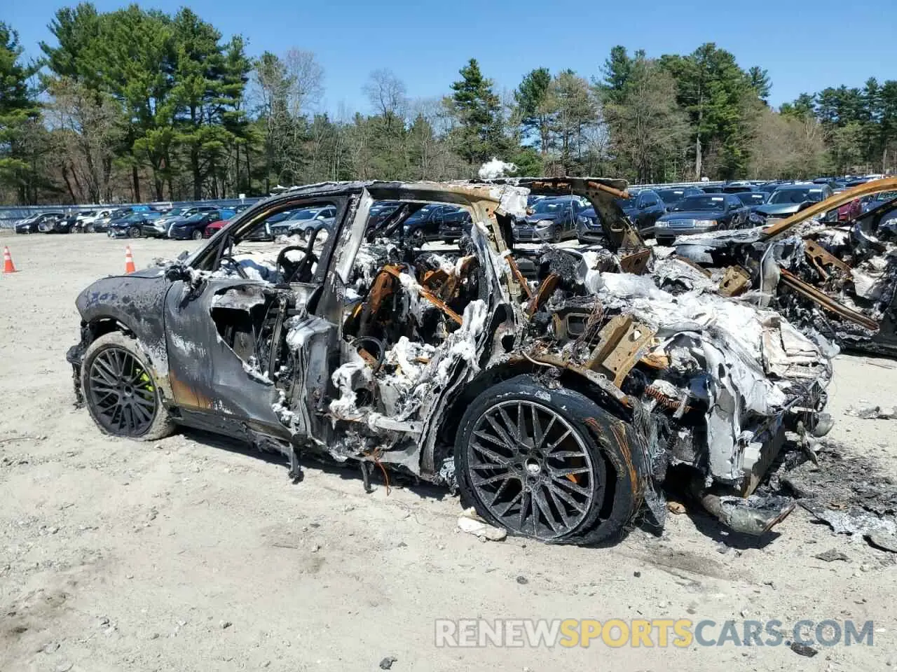 2 Фотография поврежденного автомобиля WP1AE2AY0PDA12267 PORSCHE CAYENNE 2023