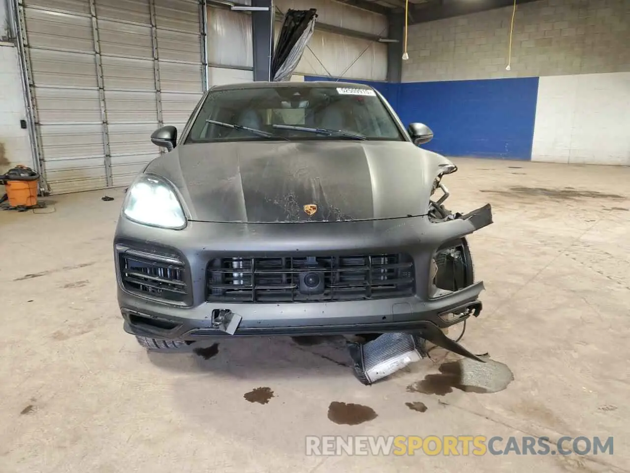 5 Photograph of a damaged car WP1BB2AY6PDA30138 PORSCHE CAYENNE 2023