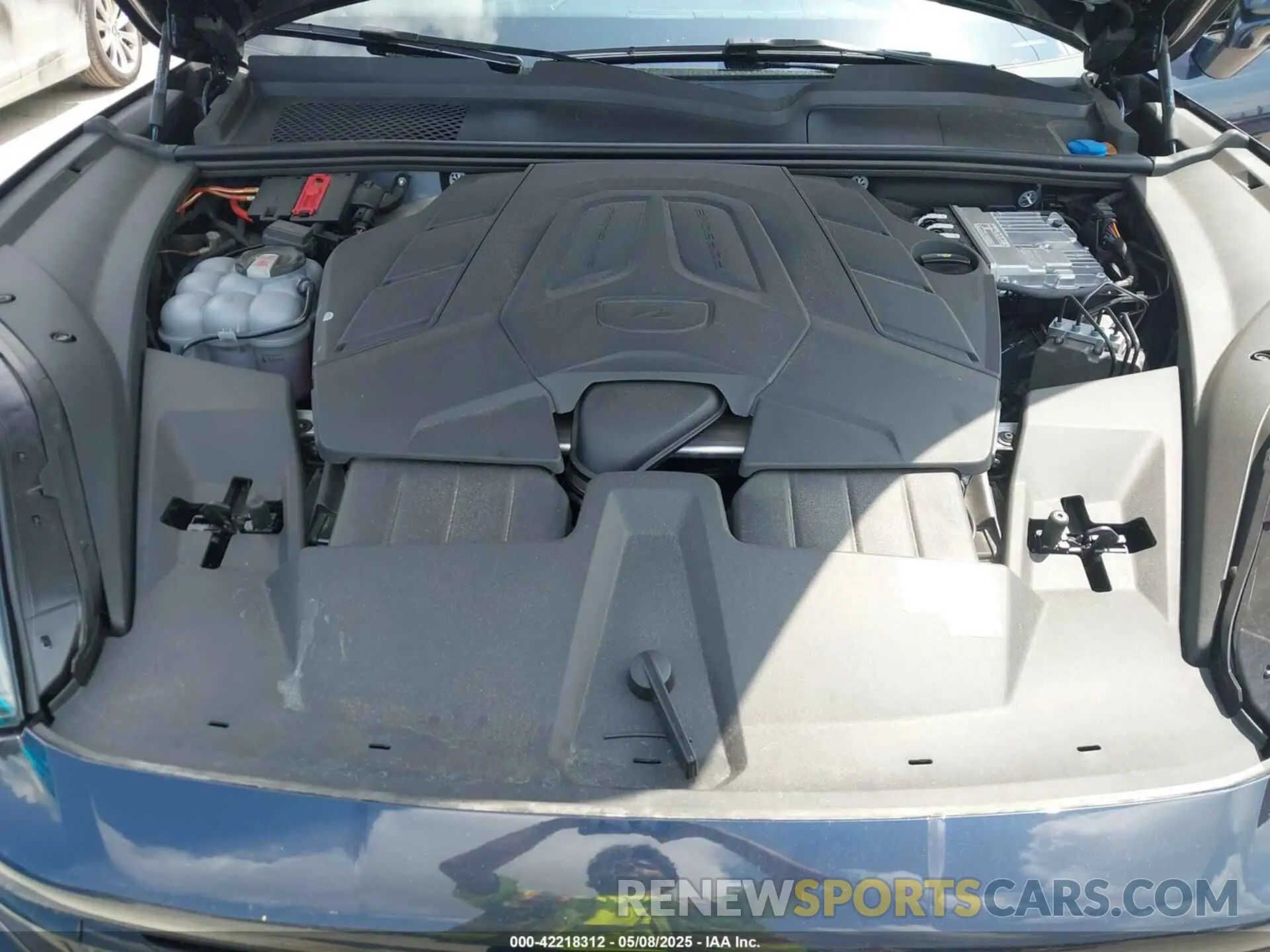 10 Фотография поврежденного автомобиля WP1AA2AY2RDA02192 PORSCHE CAYENNE 2024