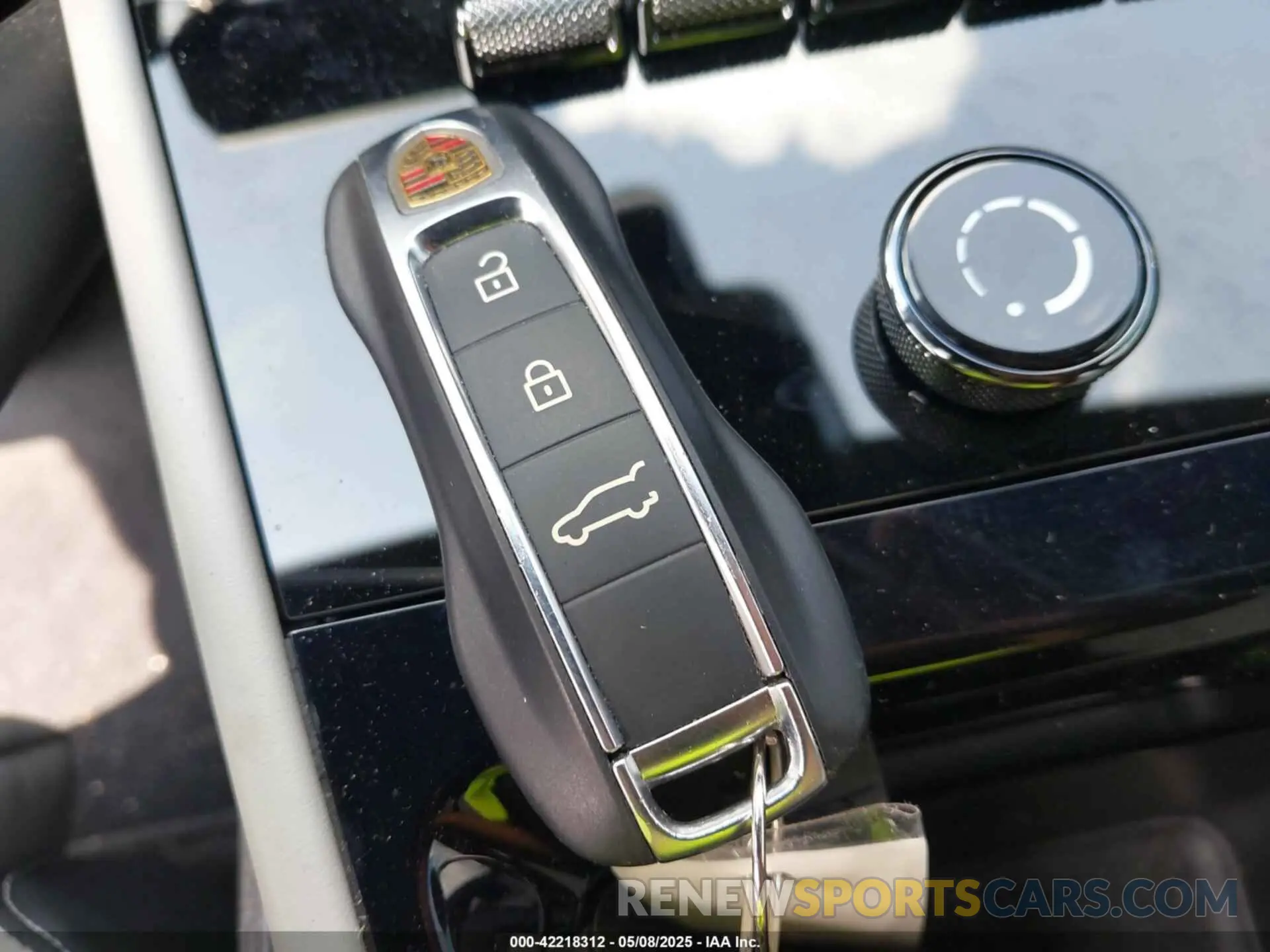 11 Фотография поврежденного автомобиля WP1AA2AY2RDA02192 PORSCHE CAYENNE 2024