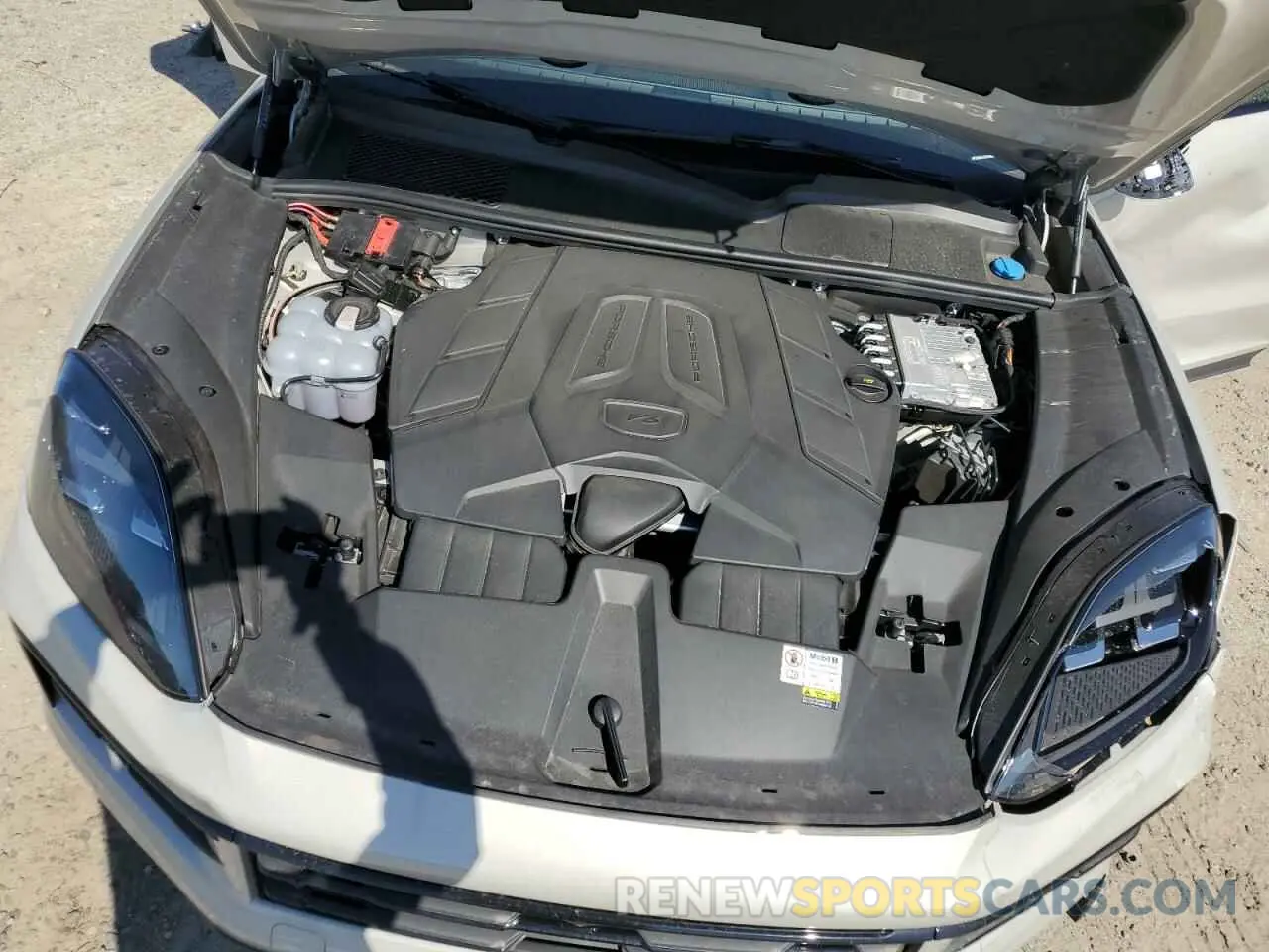12 Фотография поврежденного автомобиля WP1AA2AY3RDA04548 PORSCHE CAYENNE 2024