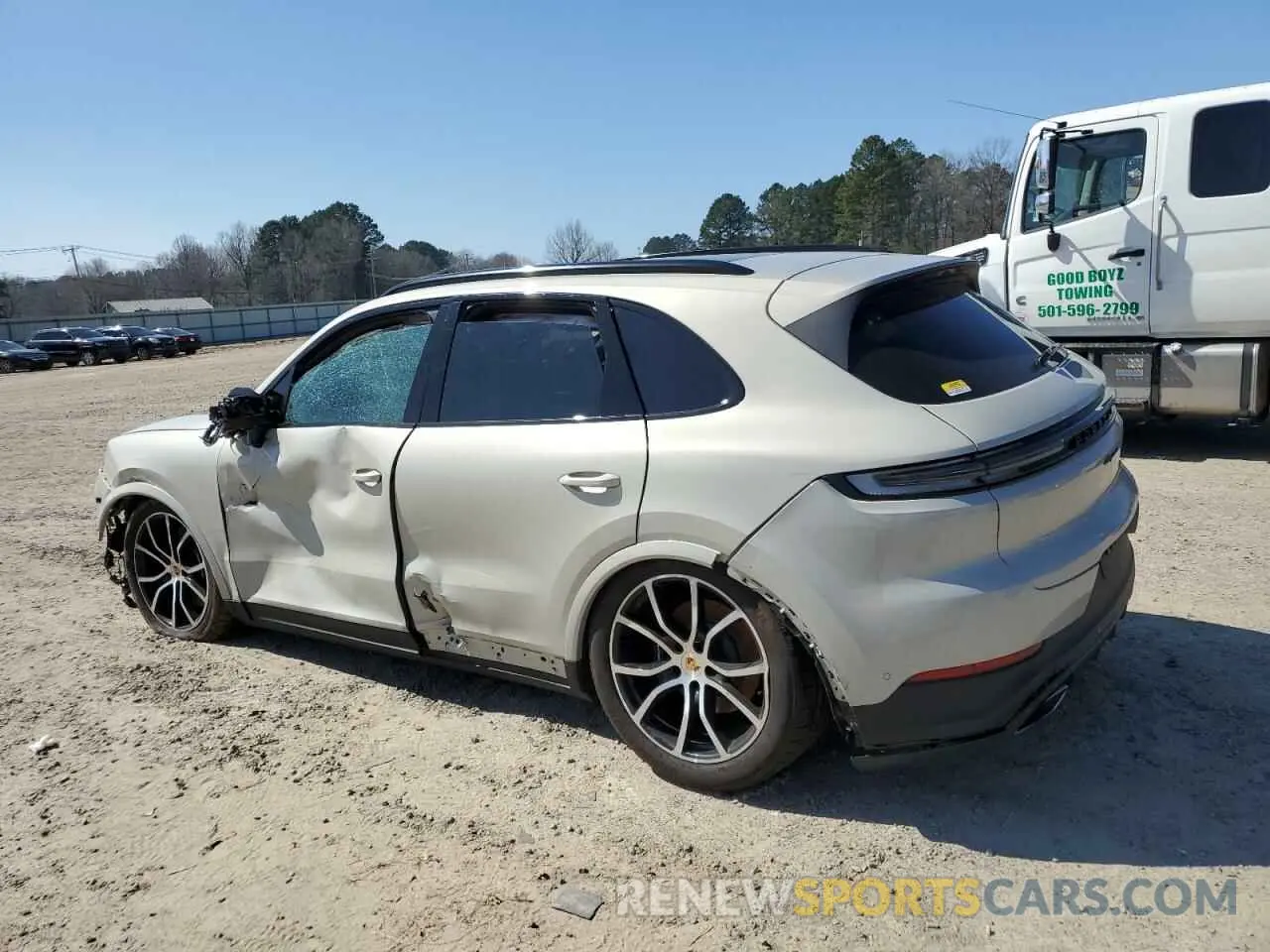 2 Фотография поврежденного автомобиля WP1AA2AY3RDA04548 PORSCHE CAYENNE 2024