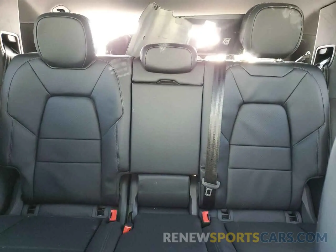 10 Фотография поврежденного автомобиля WP1AA2AY5RDA13168 PORSCHE CAYENNE 2024