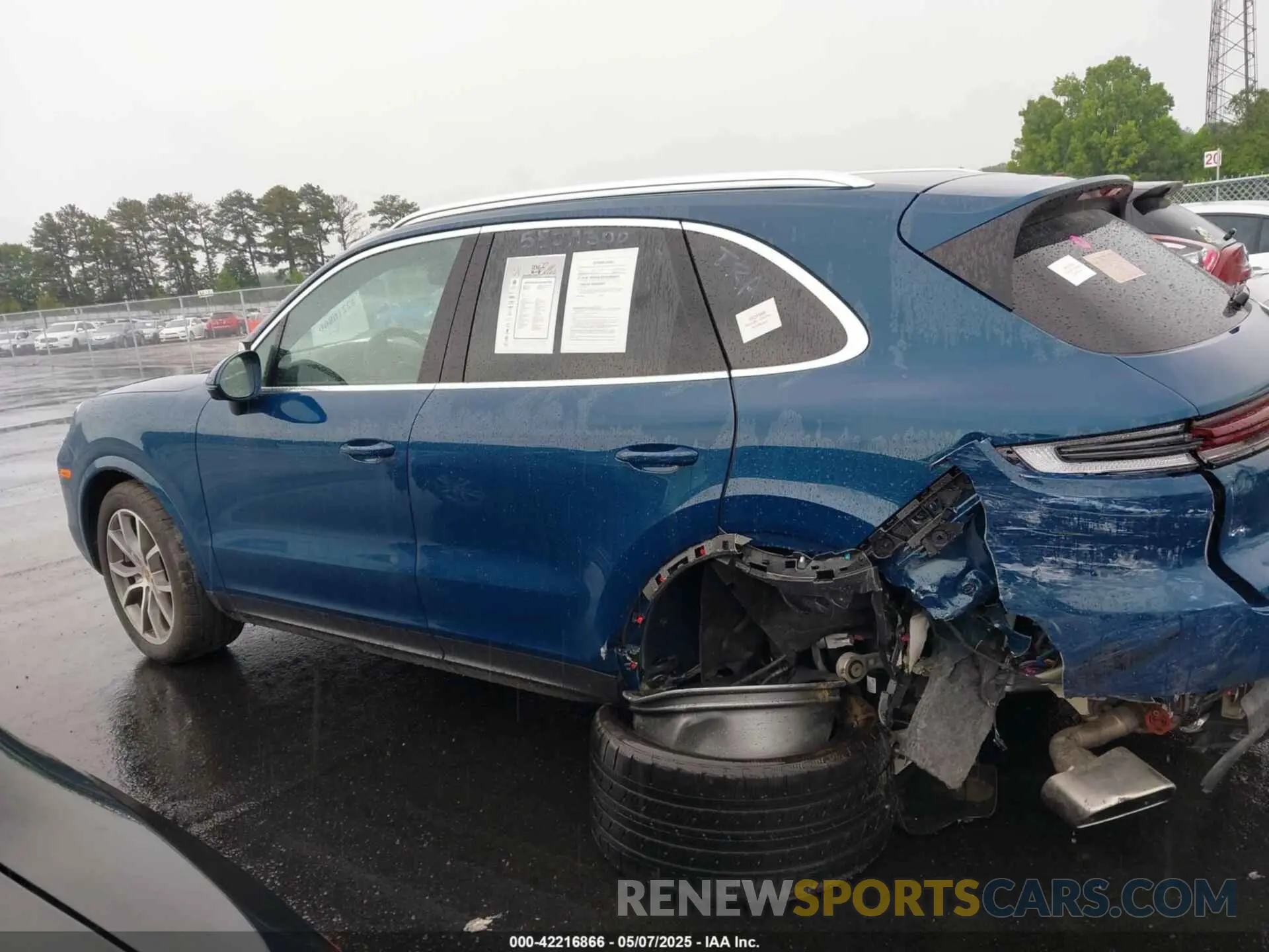 14 Фотография поврежденного автомобиля WP1AA2AY9RDA11004 PORSCHE CAYENNE 2024