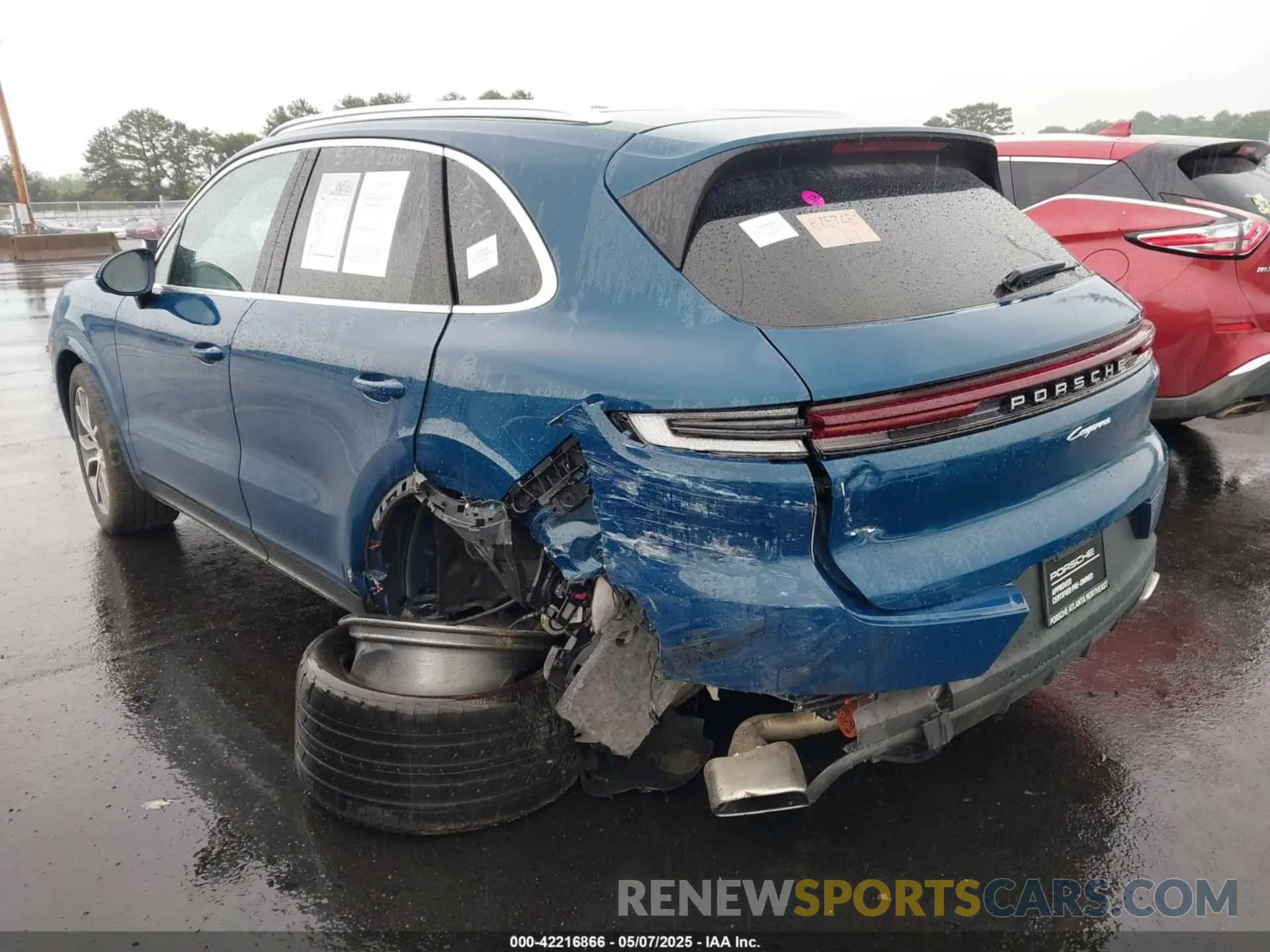 3 Фотография поврежденного автомобиля WP1AA2AY9RDA11004 PORSCHE CAYENNE 2024