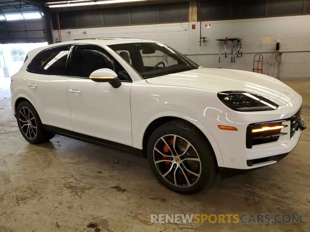 4 Photograph of a damaged car WP1AL2AY1RDA32214 PORSCHE CAYENNE 2024