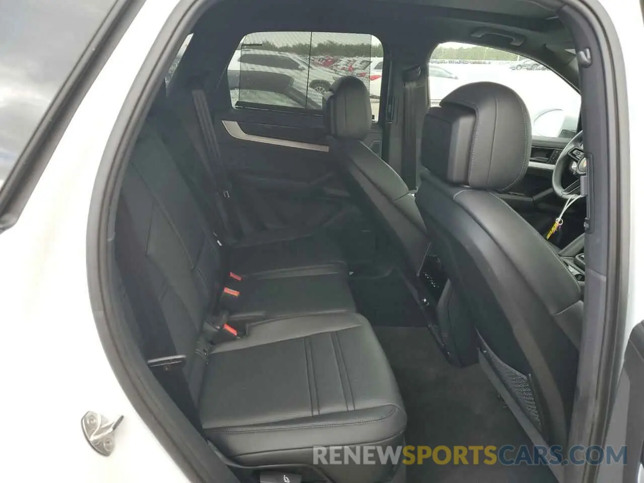 11 Фотография поврежденного автомобиля WP1AL2AY2RDA32576 PORSCHE CAYENNE 2024