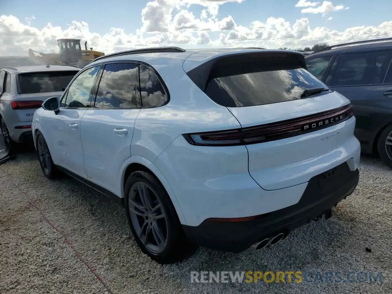 2 Фотография поврежденного автомобиля WP1AL2AY2RDA32576 PORSCHE CAYENNE 2024