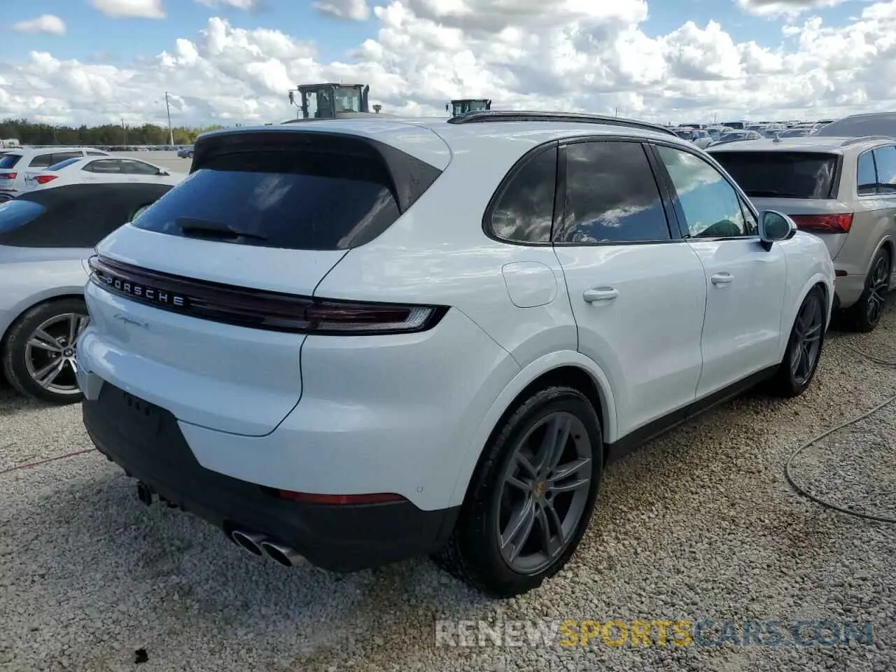 3 Фотография поврежденного автомобиля WP1AL2AY2RDA32576 PORSCHE CAYENNE 2024