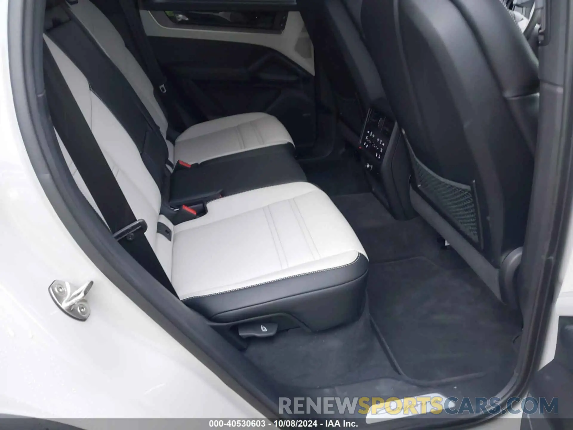 8 Фотография поврежденного автомобиля WP1AL2AY4RDA33633 PORSCHE CAYENNE 2024