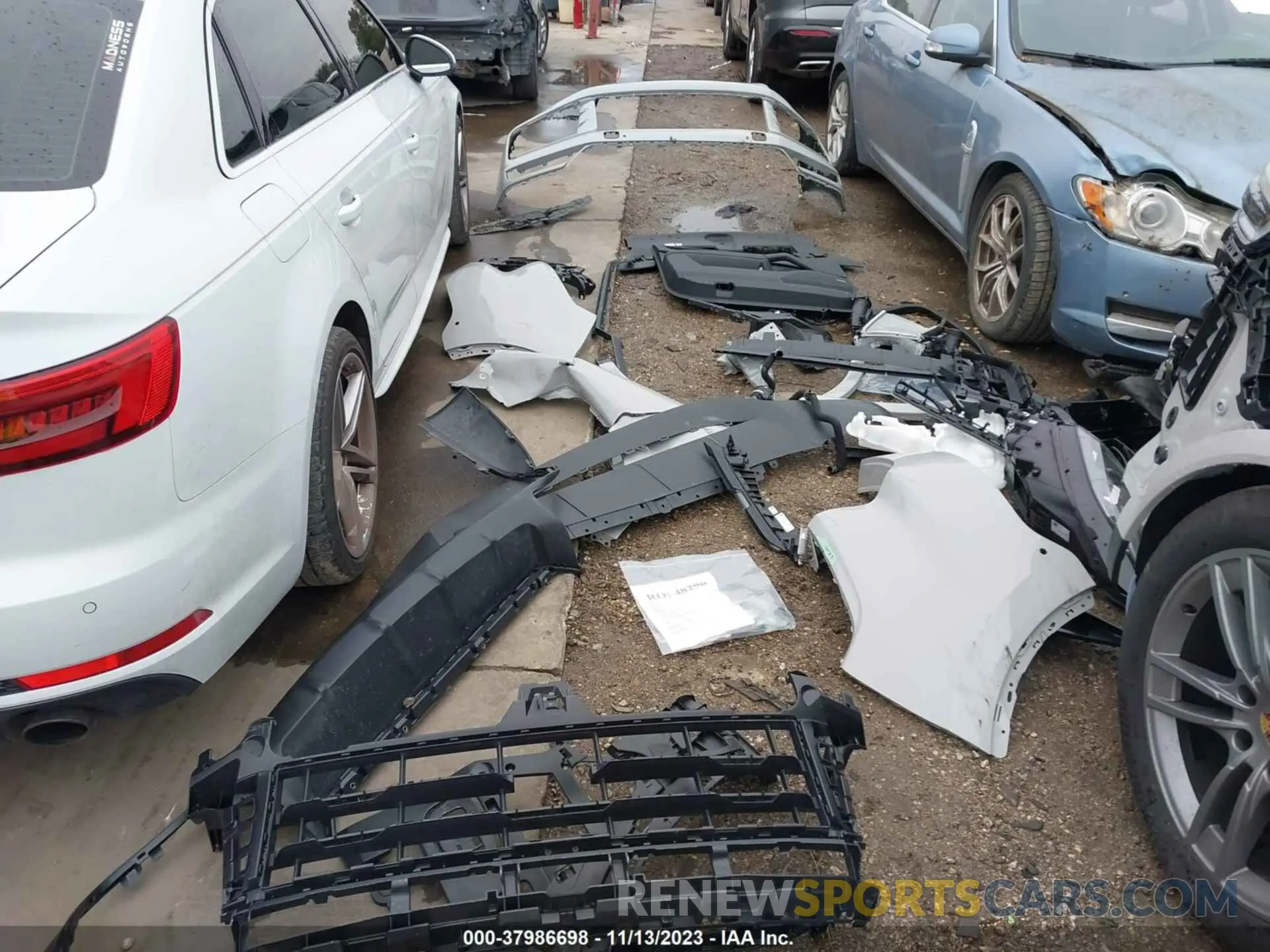 12 Photograph of a damaged car WP1AL2AYXRDA32387 PORSCHE CAYENNE 2024