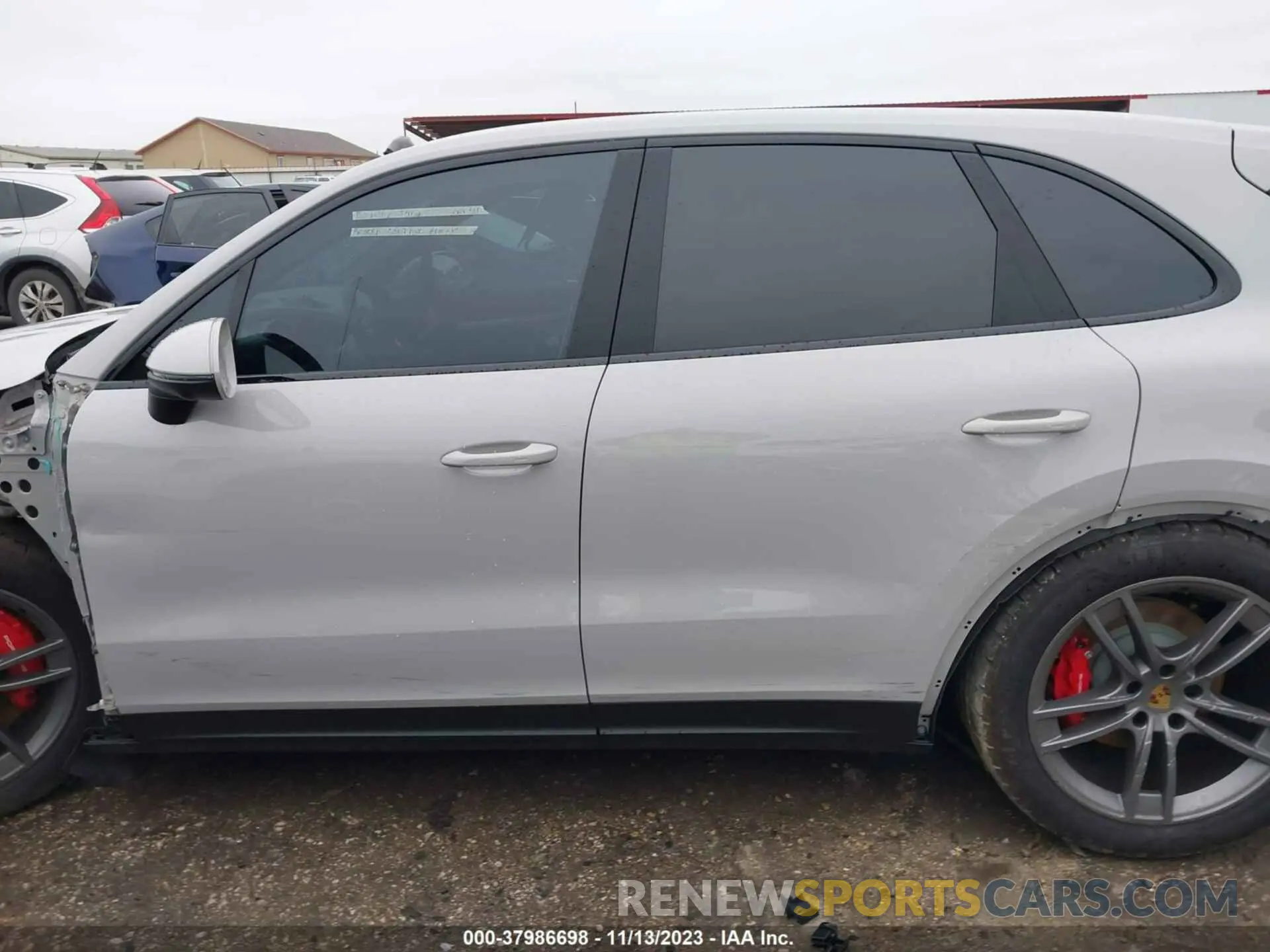 15 Photograph of a damaged car WP1AL2AYXRDA32387 PORSCHE CAYENNE 2024