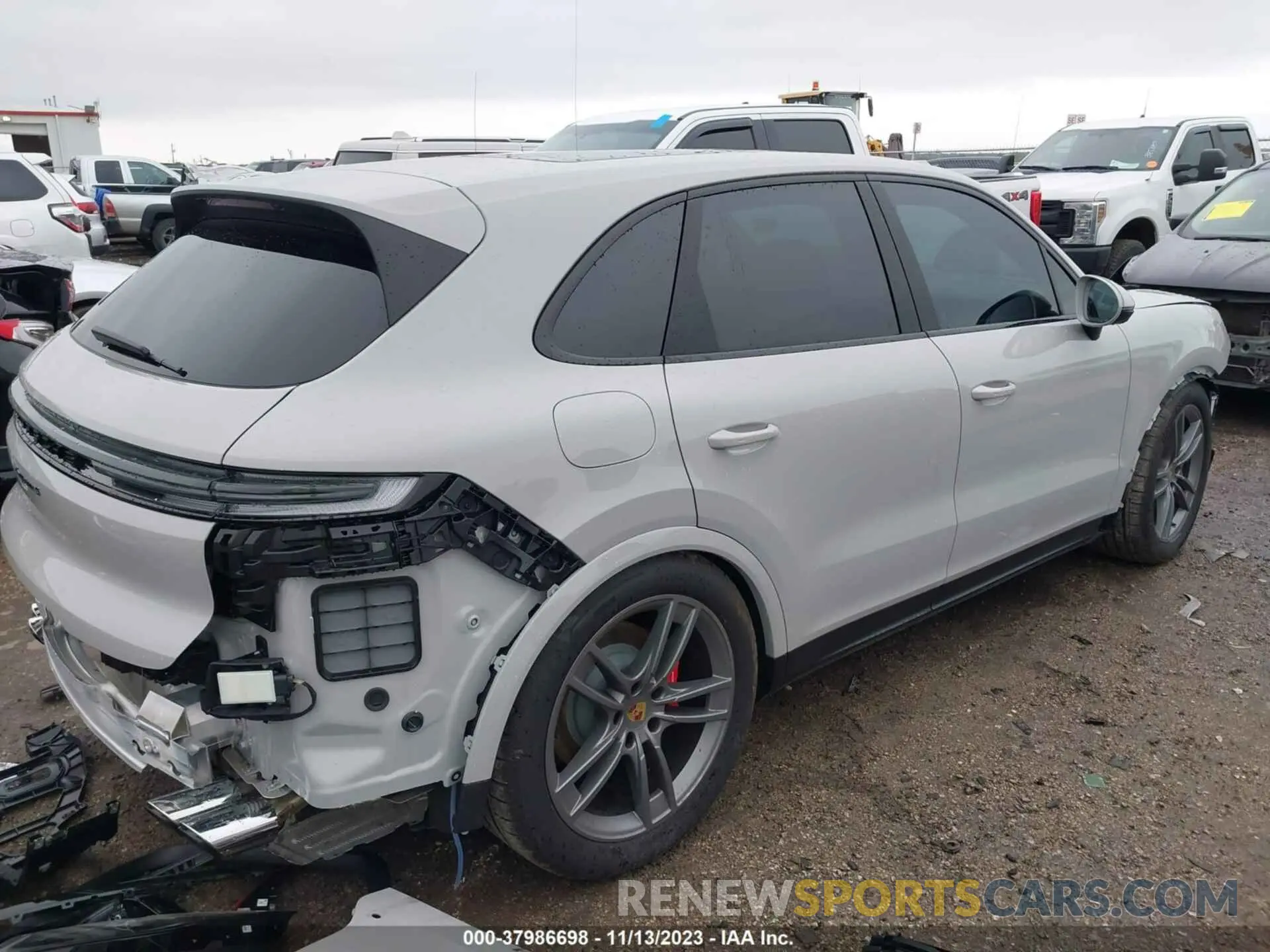 4 Photograph of a damaged car WP1AL2AYXRDA32387 PORSCHE CAYENNE 2024