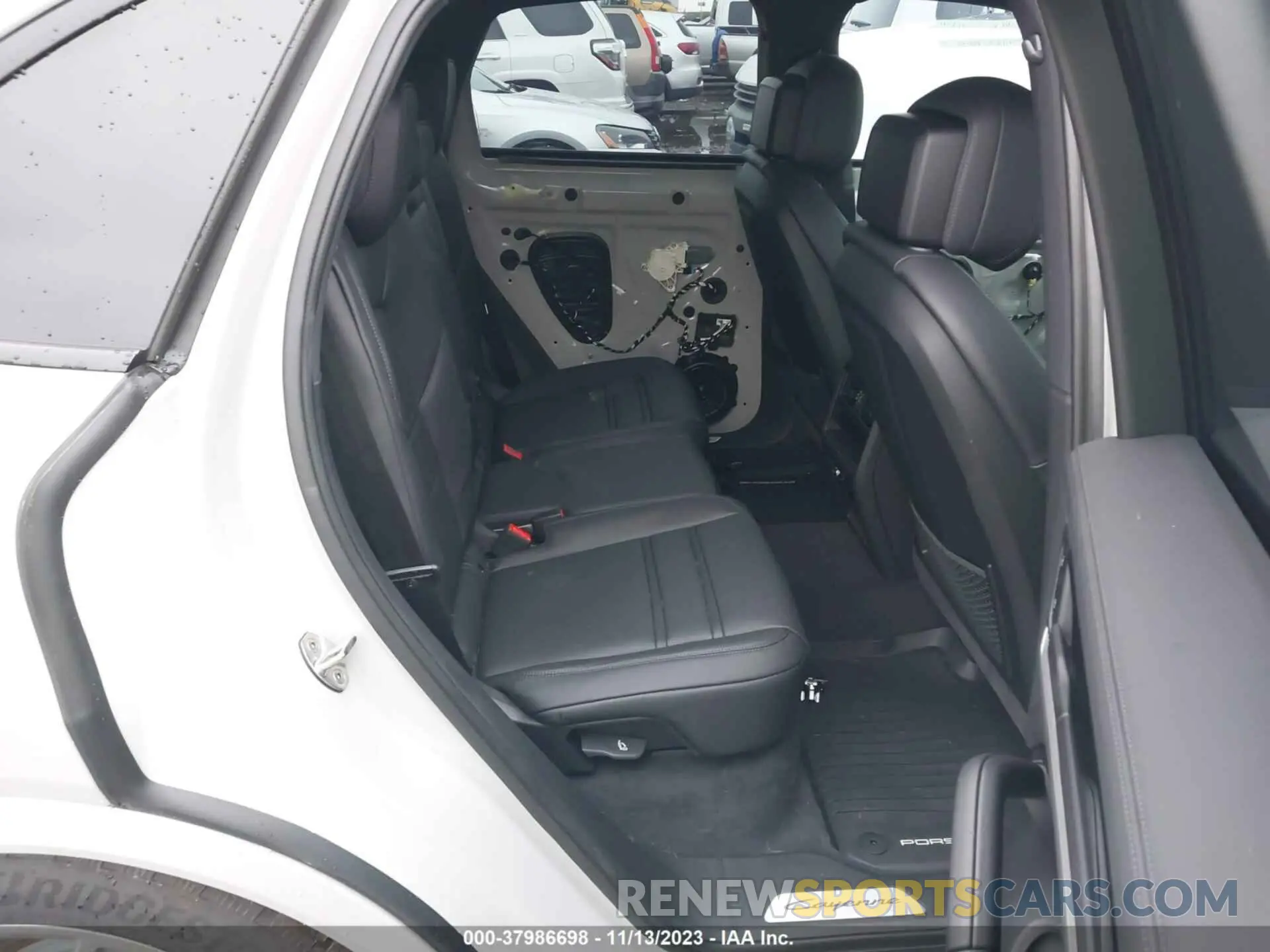 8 Photograph of a damaged car WP1AL2AYXRDA32387 PORSCHE CAYENNE 2024