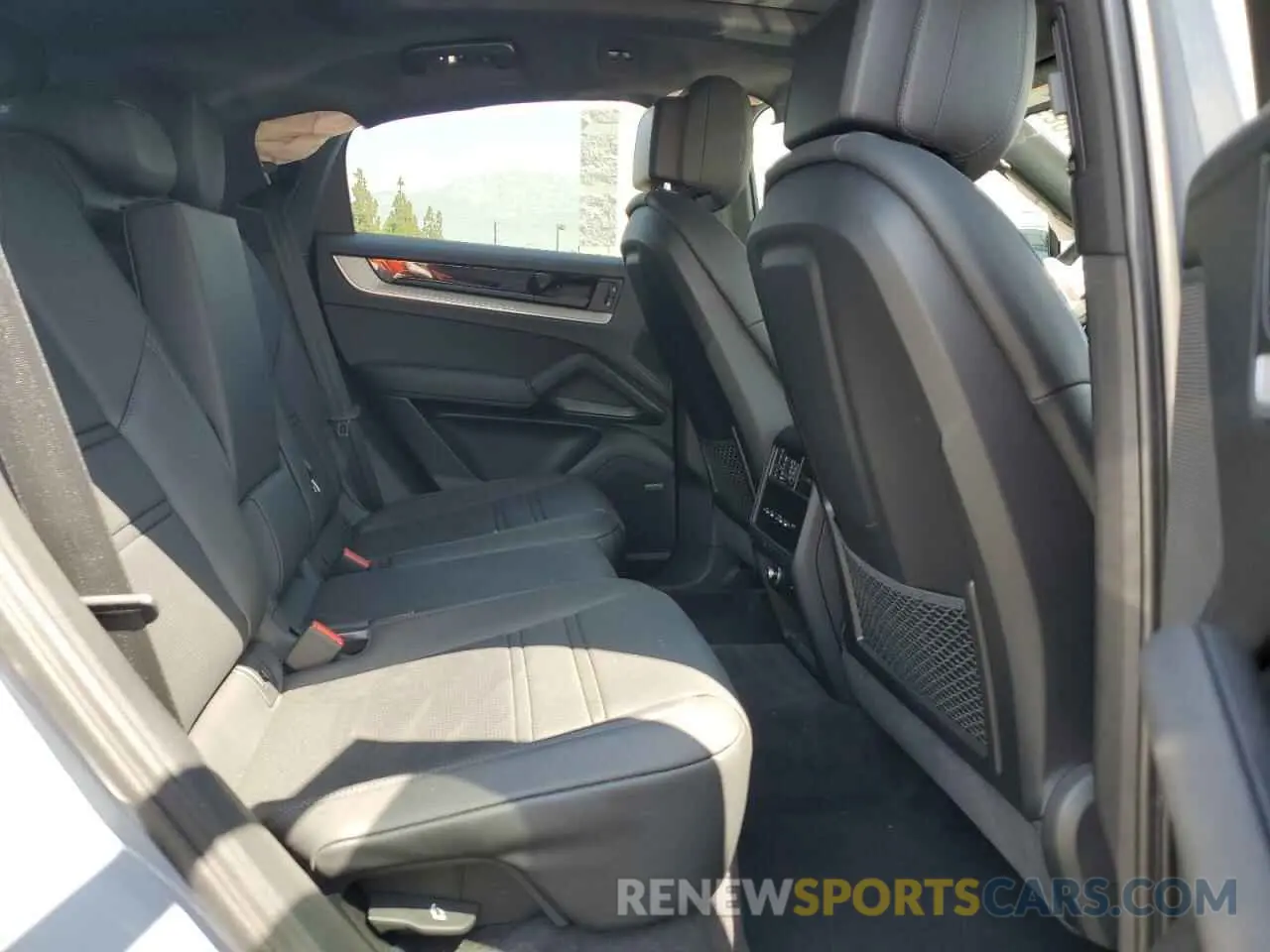 11 Фотография поврежденного автомобиля WP1BL2AY8RDA60242 PORSCHE CAYENNE 2024