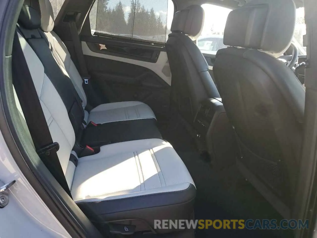 12 Фотография поврежденного автомобиля WP1AG2AY2SDA24164 PORSCHE CAYENNE 2025