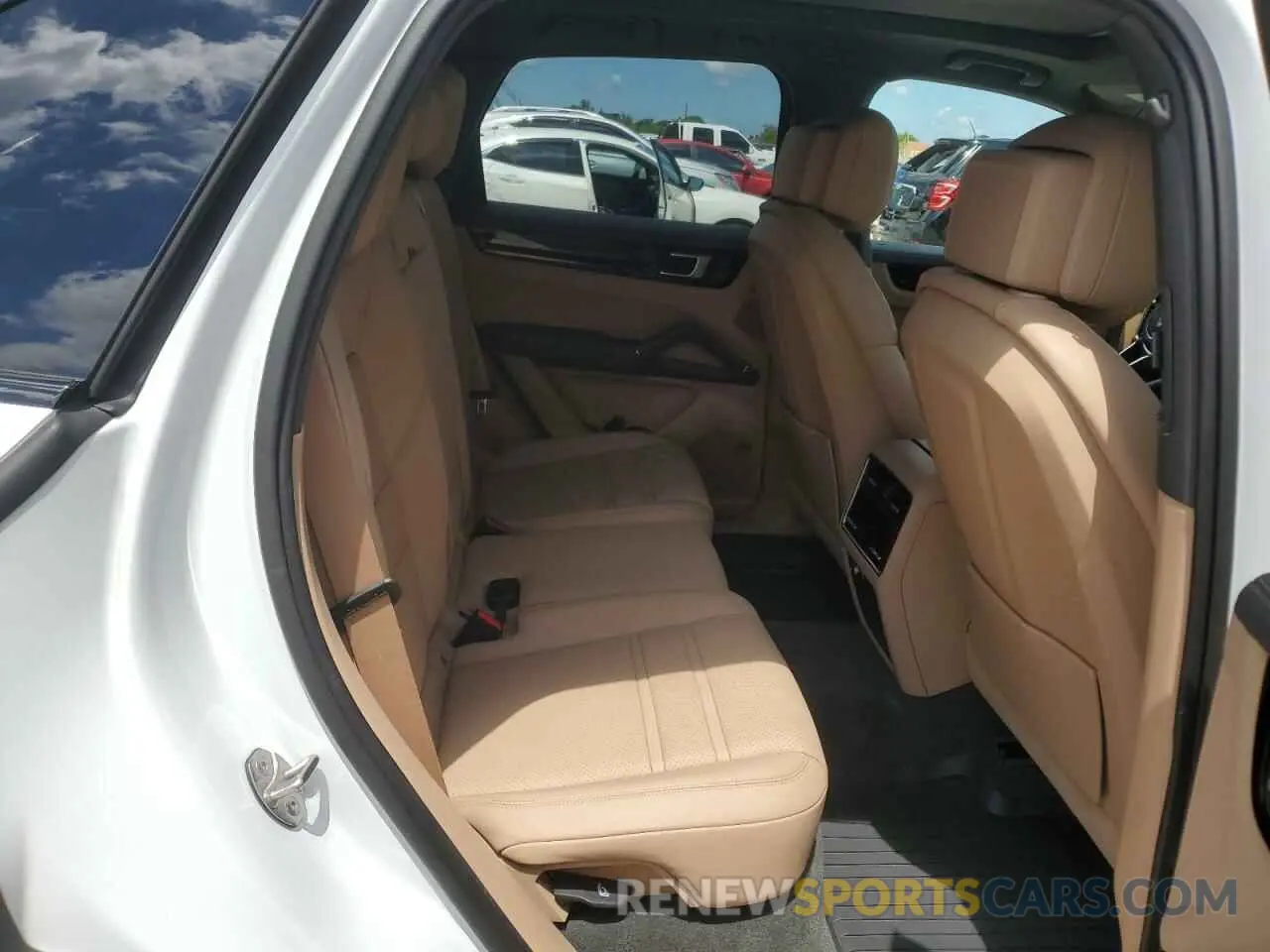 11 Фотография поврежденного автомобиля WP1AA2AY0PDA01300 PORSCHE CAYENNE BA 2023