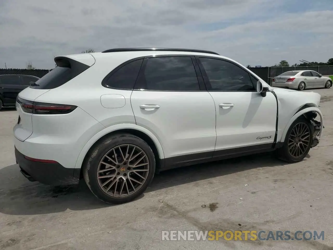 3 Photograph of a damaged car WP1AA2AY9PDA03207 PORSCHE CAYENNE BA 2023