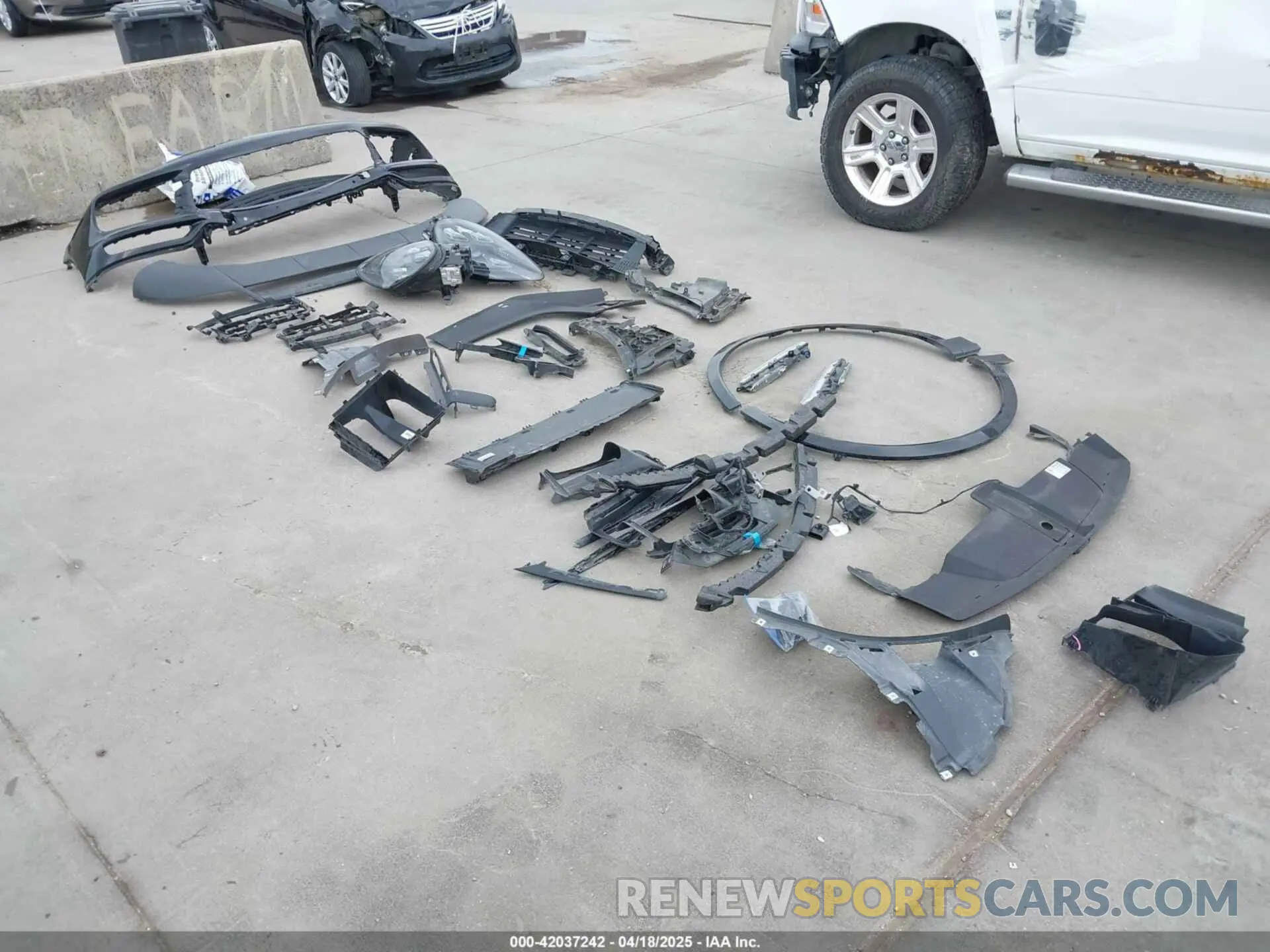 12 Photograph of a damaged car WP1BA2AYXLDA47778 PORSCHE CAYENNE COUPE 2020