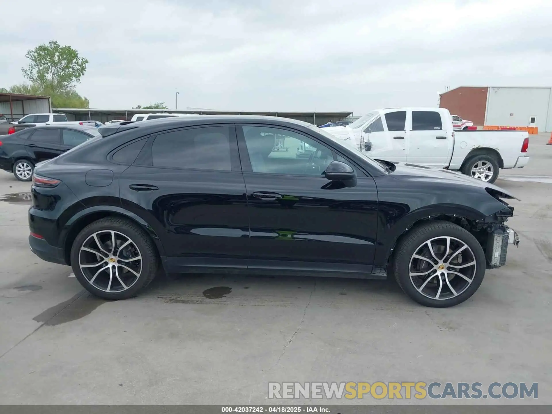 14 Photograph of a damaged car WP1BA2AYXLDA47778 PORSCHE CAYENNE COUPE 2020