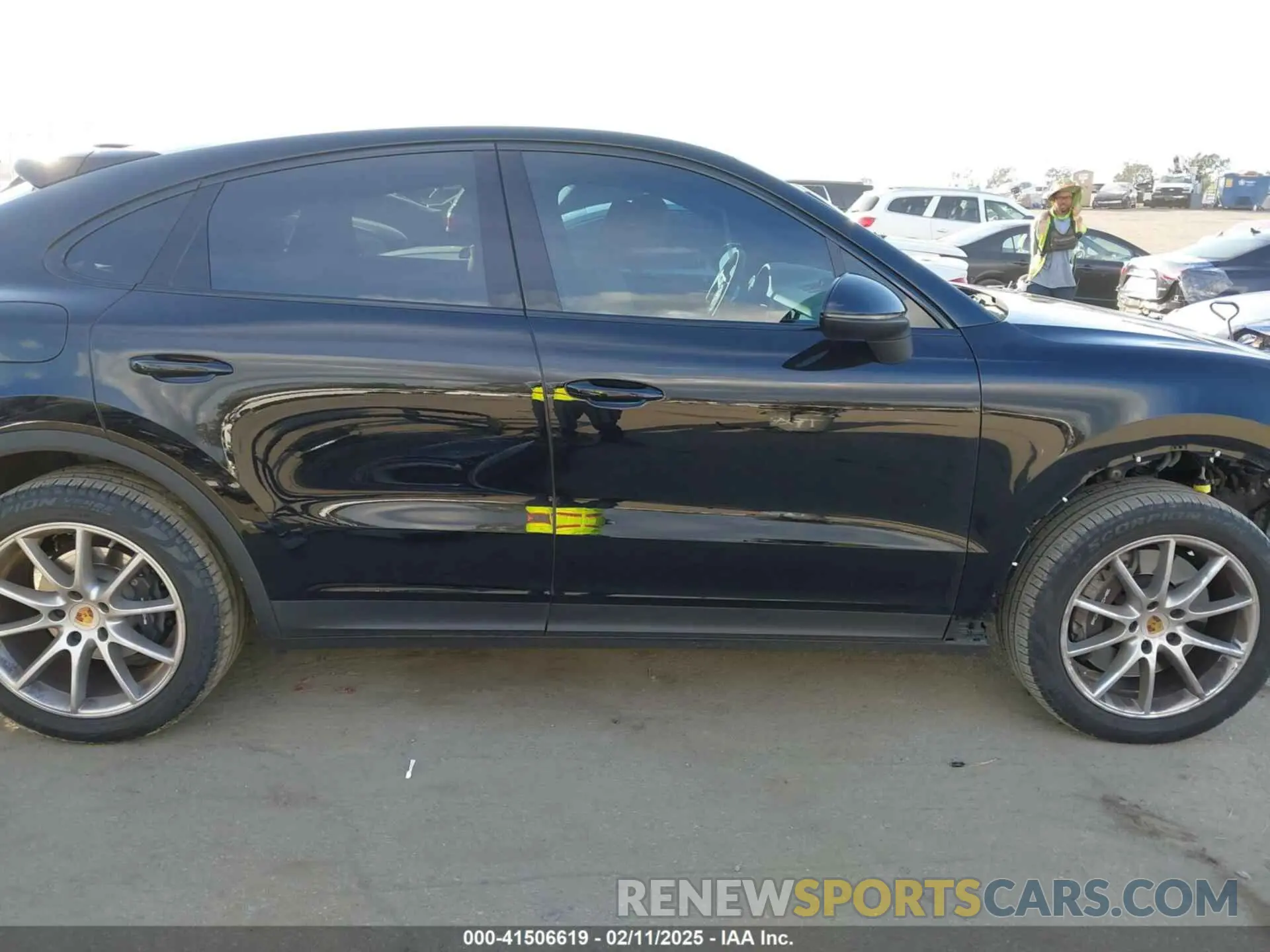 14 Photograph of a damaged car WP1BA2AY3MDA41192 PORSCHE CAYENNE COUPE 2021
