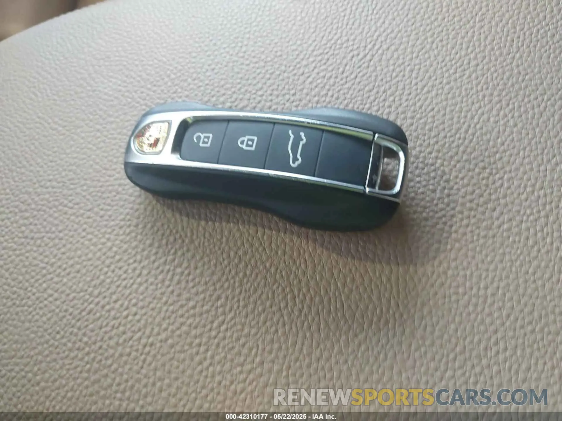 11 Photograph of a damaged car WP1BA2AY5MDA43638 PORSCHE CAYENNE COUPE 2021