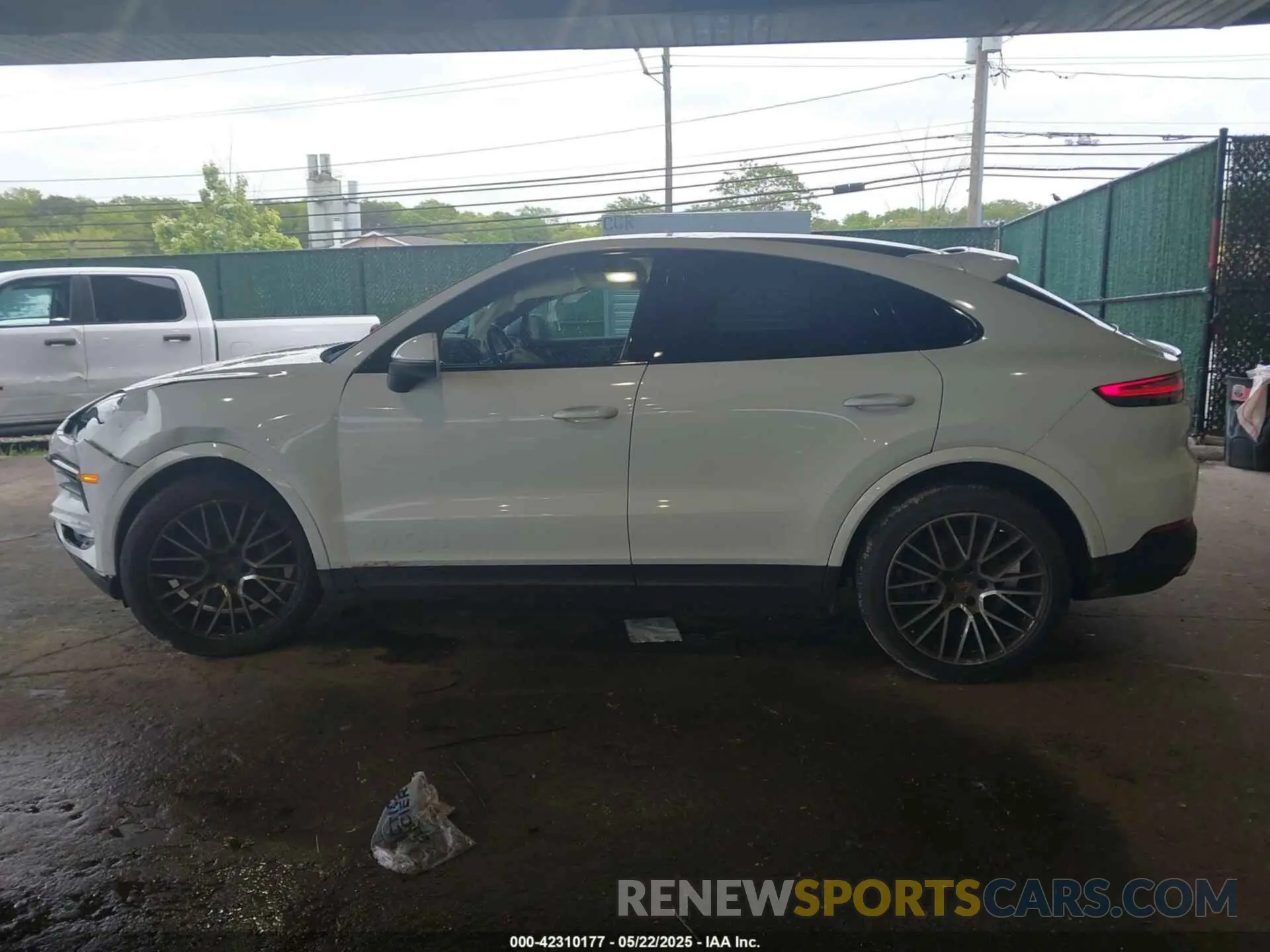 14 Photograph of a damaged car WP1BA2AY5MDA43638 PORSCHE CAYENNE COUPE 2021