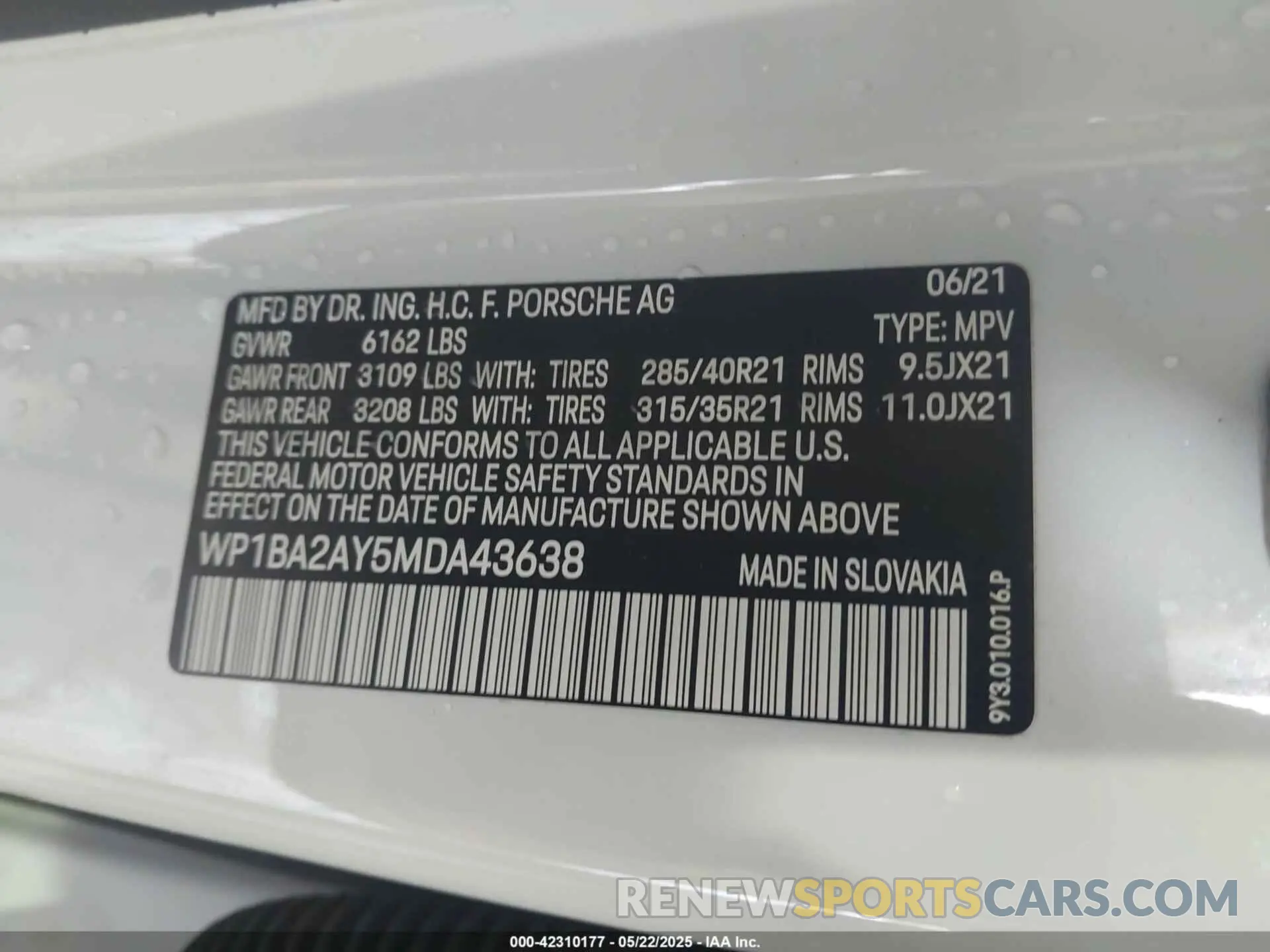 9 Photograph of a damaged car WP1BA2AY5MDA43638 PORSCHE CAYENNE COUPE 2021