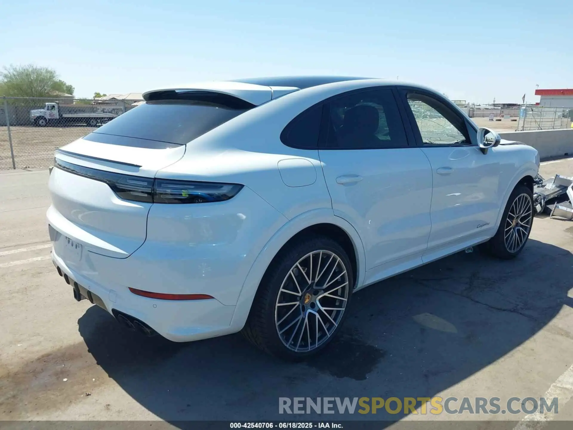 4 Фотография поврежденного автомобиля WP1BA2AY7PDA27087 PORSCHE CAYENNE COUPE 2023