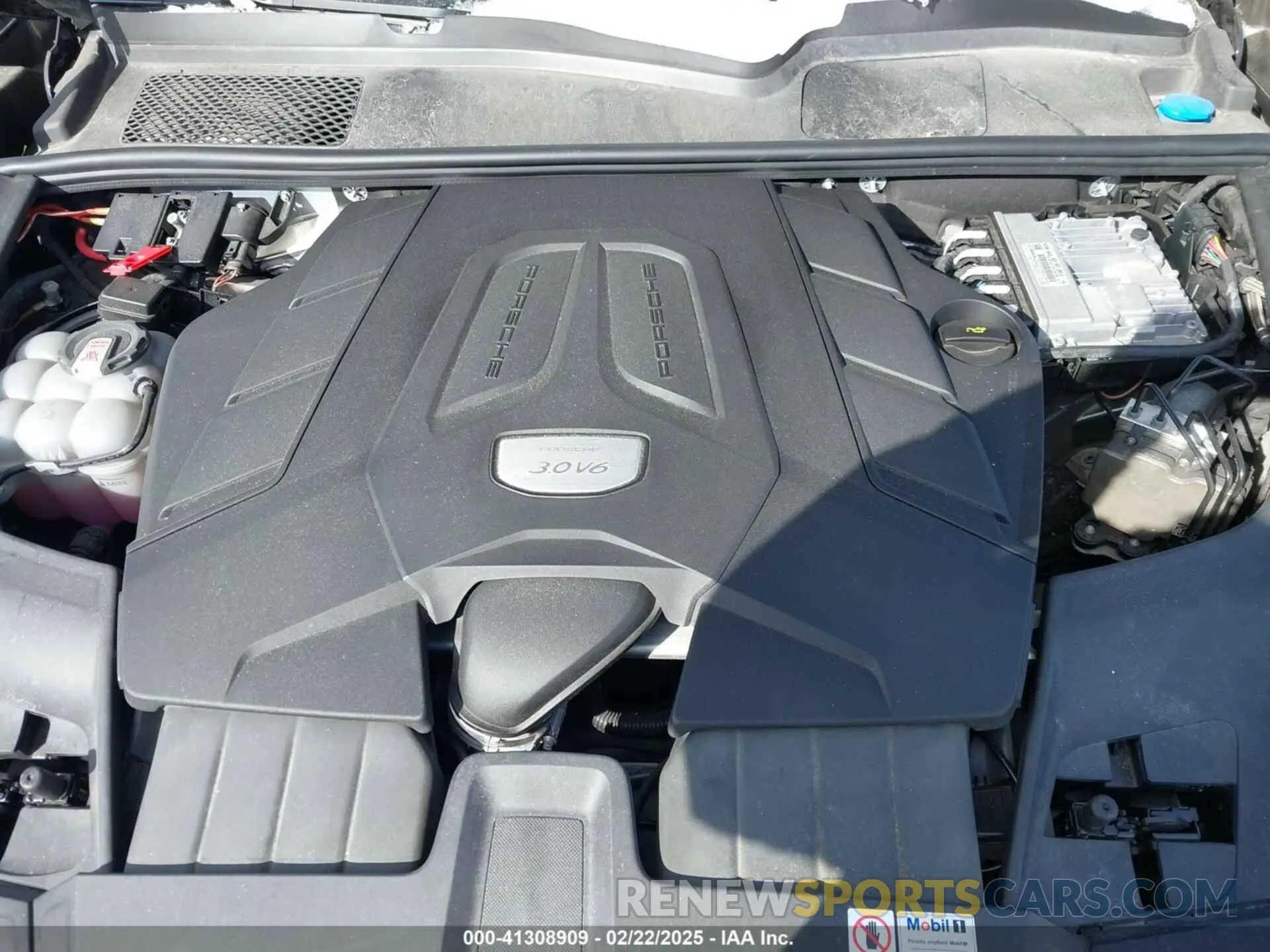 10 Photograph of a damaged car WP1BA2AY9PDA24093 PORSCHE CAYENNE COUPE 2023