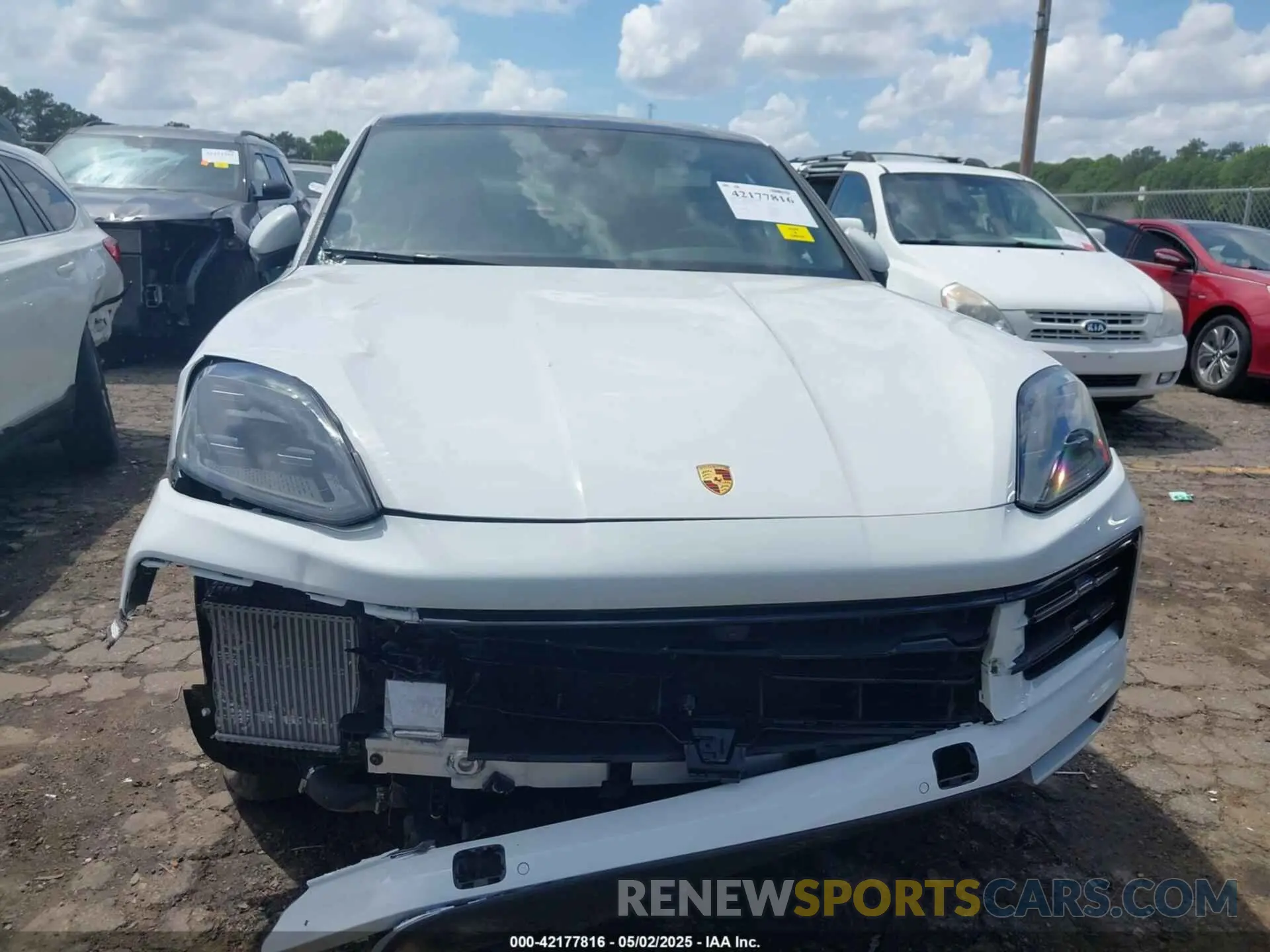 13 Photograph of a damaged car WP1BA2AY2RDA50635 PORSCHE CAYENNE COUPE 2024
